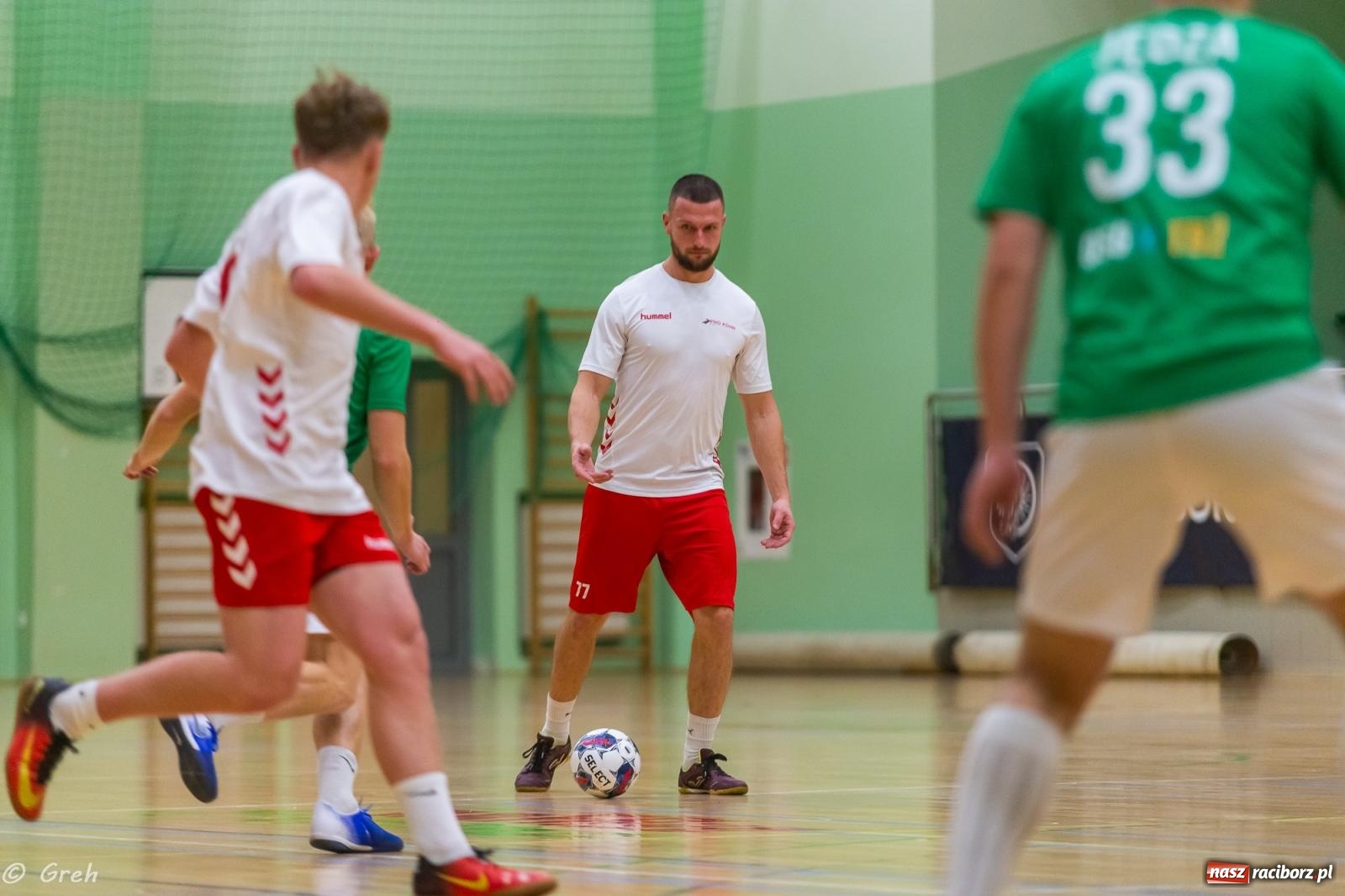 Zdjęcie w galerii na portalu naszraciborz.pl: Ruszył XXI sezon Halowej Ligi Piłki Nożnej [FOTO] wiadomości z regionu