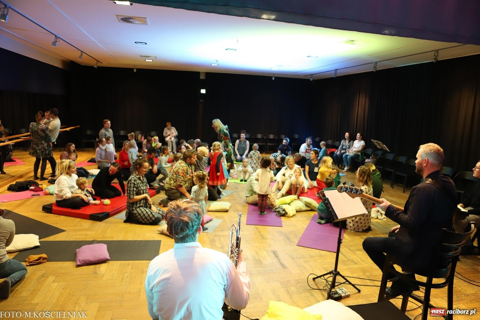 Zdjęcie w galerii na portalu naszraciborz.pl: Muzyka ze złota, czyli Maluchy w krainie dźwięku  wiadomości z regionu