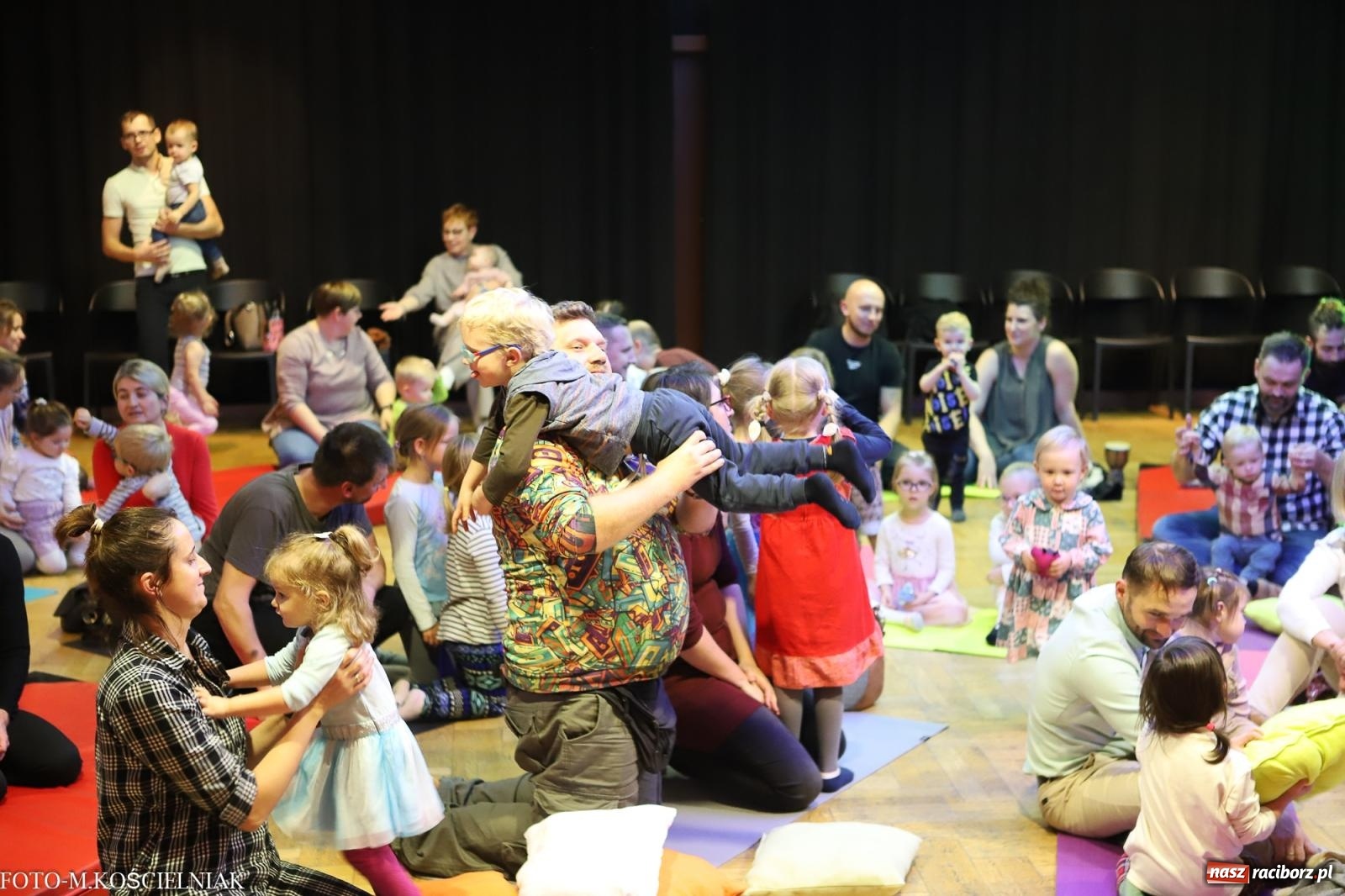 Zdjęcie w galerii na portalu naszraciborz.pl: Muzyka ze złota, czyli Maluchy w krainie dźwięku  wiadomości z regionu