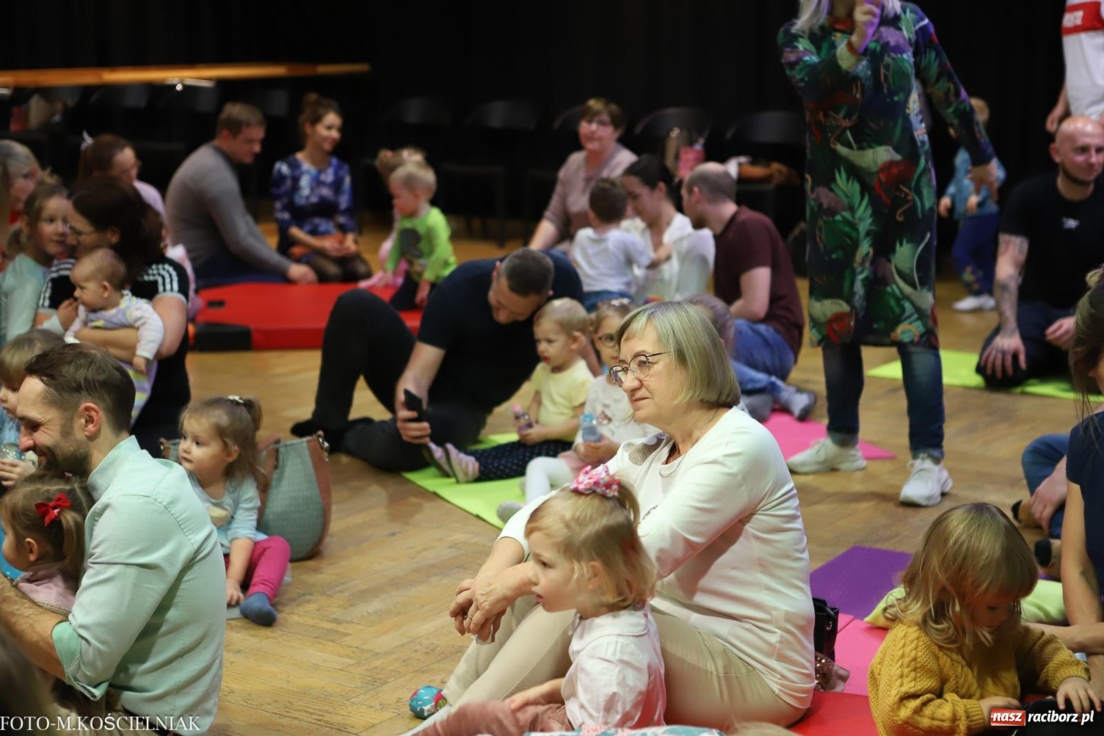 Zdjęcie w galerii na portalu naszraciborz.pl: Muzyka ze złota, czyli Maluchy w krainie dźwięku  wiadomości z regionu