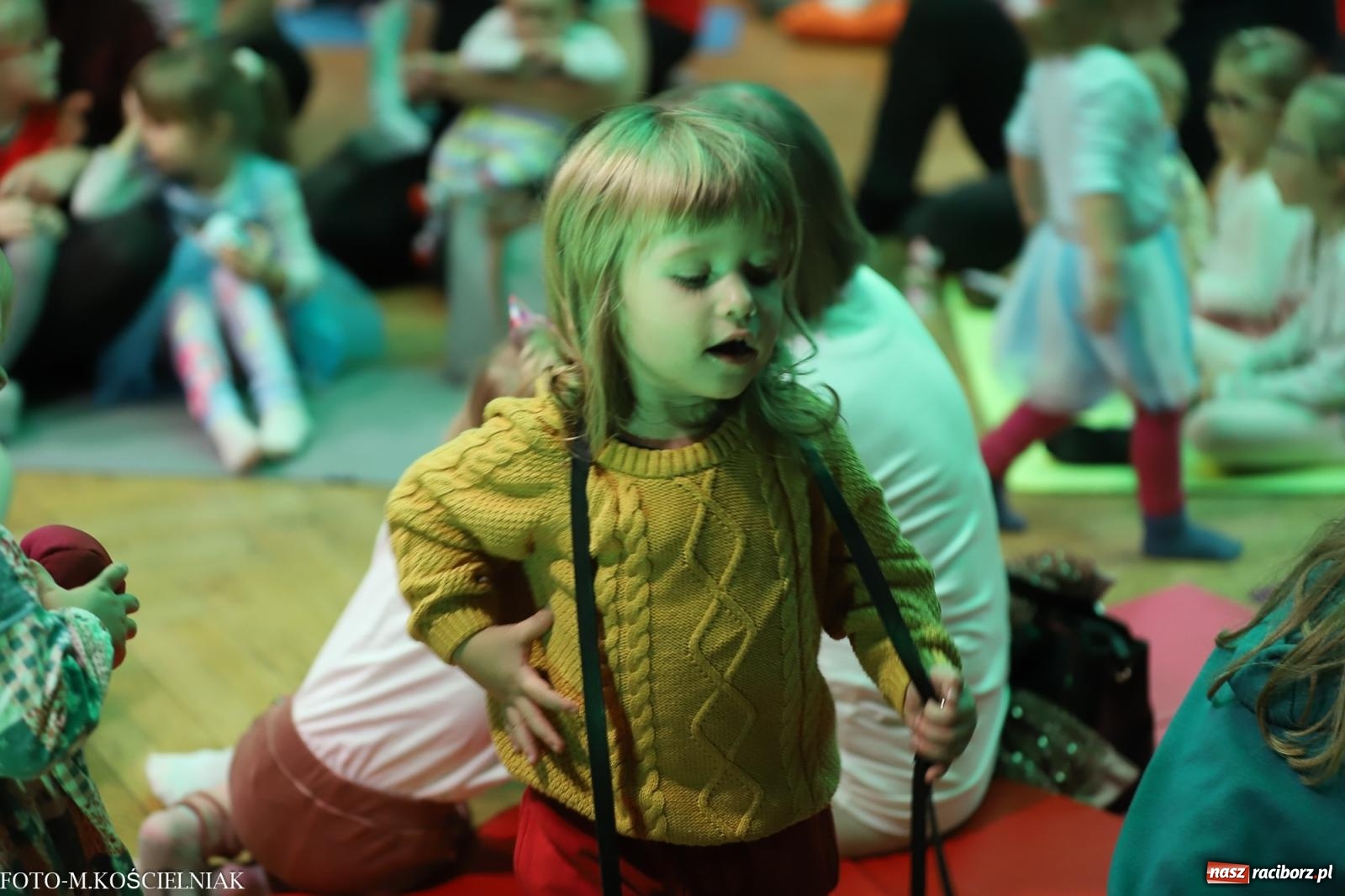 Zdjęcie w galerii na portalu naszraciborz.pl: Muzyka ze złota, czyli Maluchy w krainie dźwięku  wiadomości z regionu