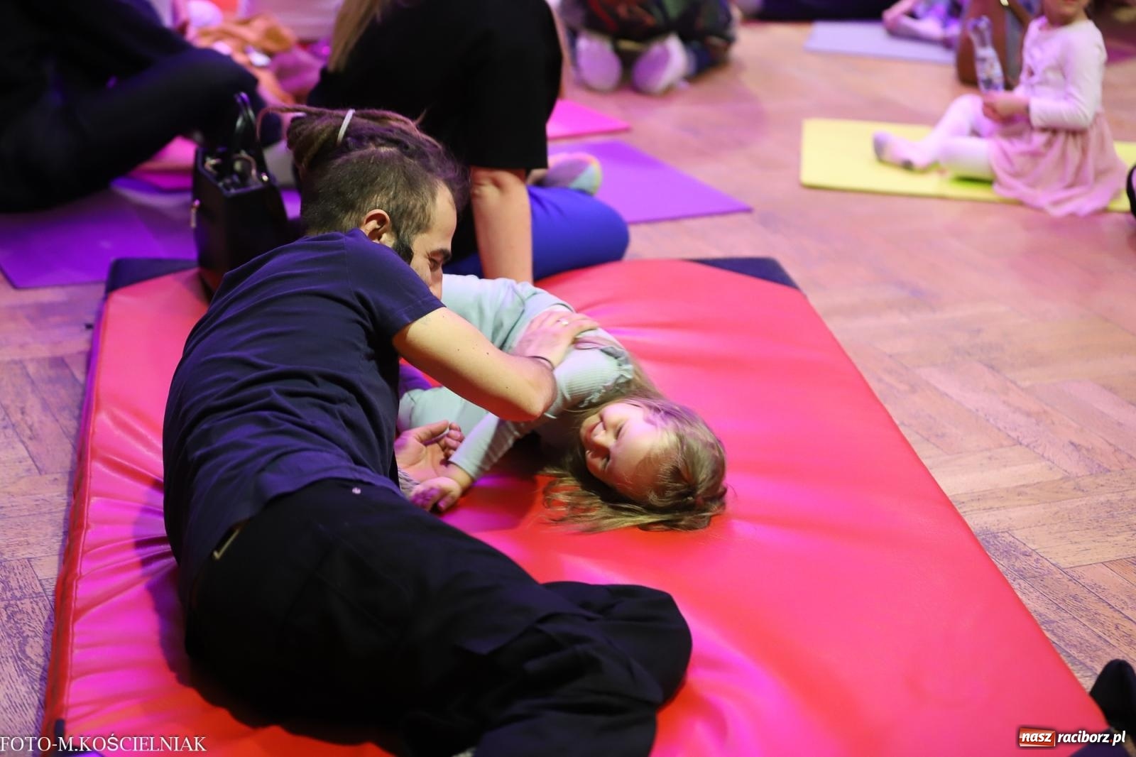 Zdjęcie w galerii na portalu naszraciborz.pl: Muzyka ze złota, czyli Maluchy w krainie dźwięku  wiadomości z regionu