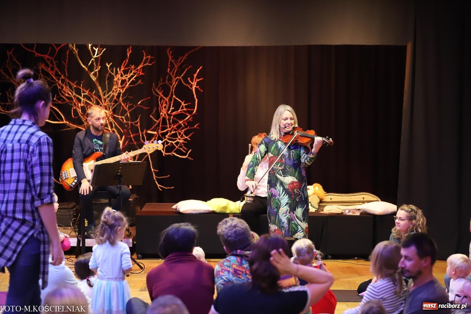 Zdjęcie w galerii na portalu naszraciborz.pl: Muzyka ze złota, czyli Maluchy w krainie dźwięku  wiadomości z regionu