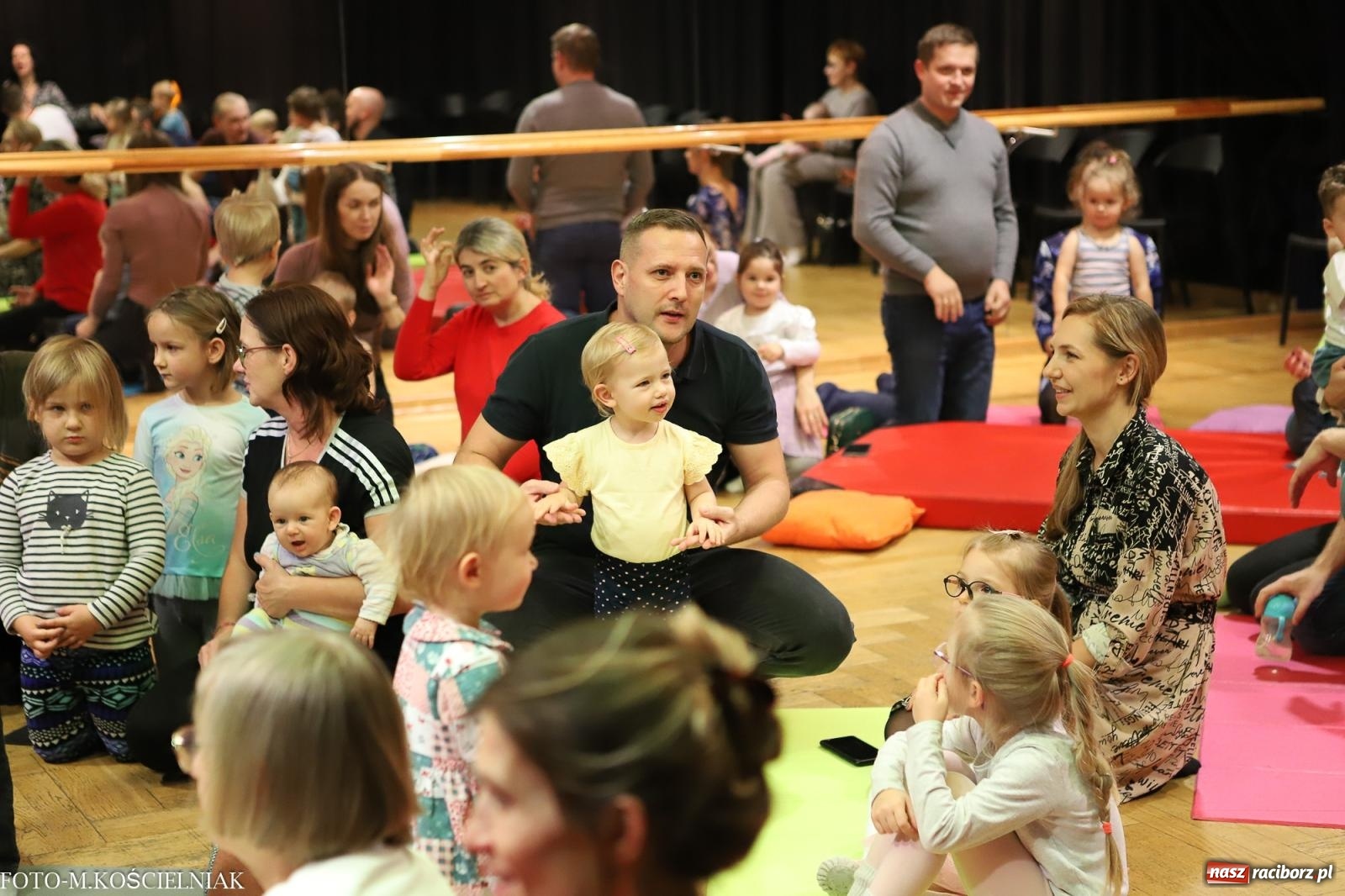 Zdjęcie w galerii na portalu naszraciborz.pl: Muzyka ze złota, czyli Maluchy w krainie dźwięku  wiadomości z regionu