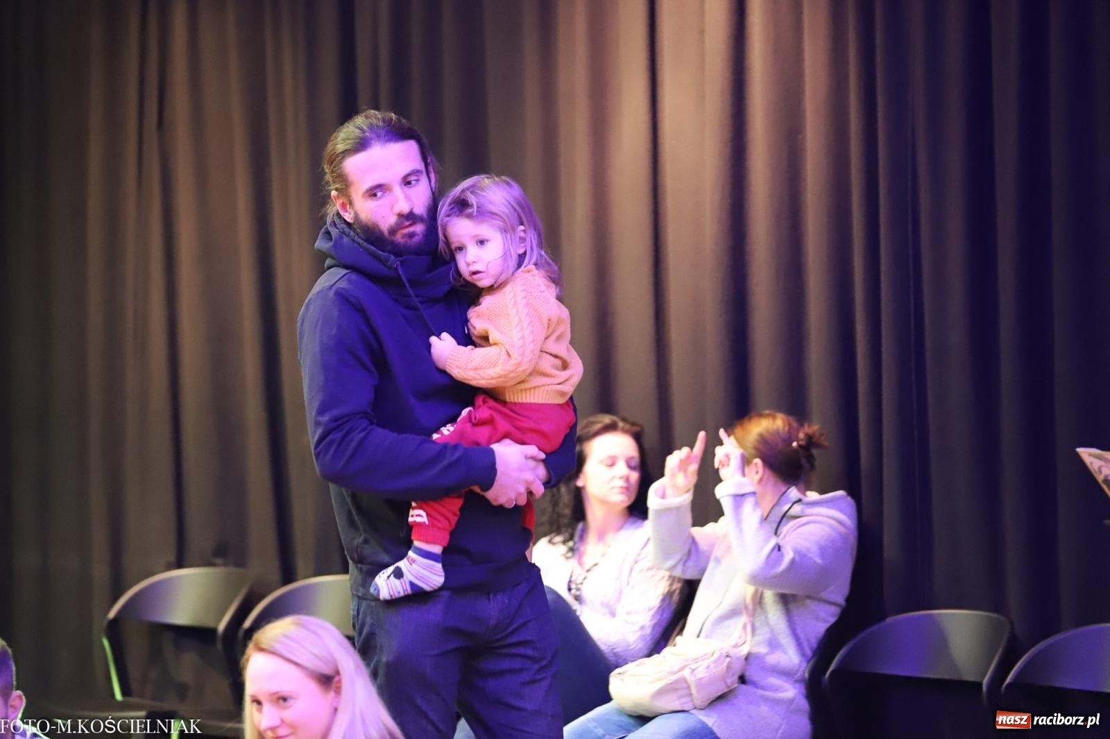 Zdjęcie w galerii na portalu naszraciborz.pl: Muzyka ze złota, czyli Maluchy w krainie dźwięku  wiadomości z regionu