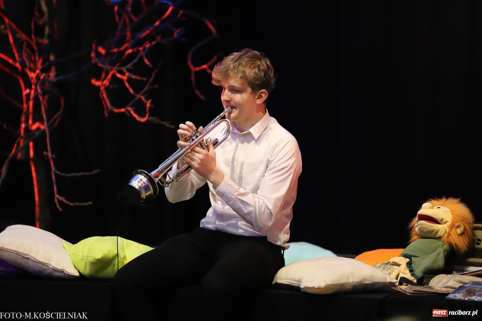 Zdjęcie w galerii na portalu naszraciborz.pl: Muzyka ze złota, czyli Maluchy w krainie dźwięku  wiadomości z regionu