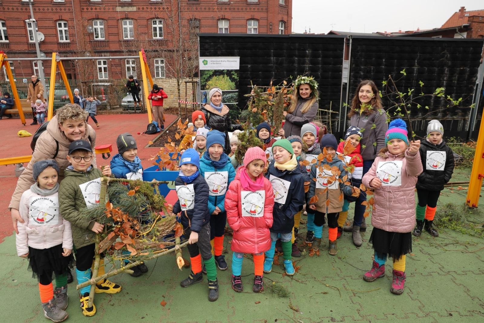 Zdjęcie w galerii na portalu naszraciborz.pl: Spotkanie podsumowujące sezon w Ogródku Jordanowskim wiadomości z regionu