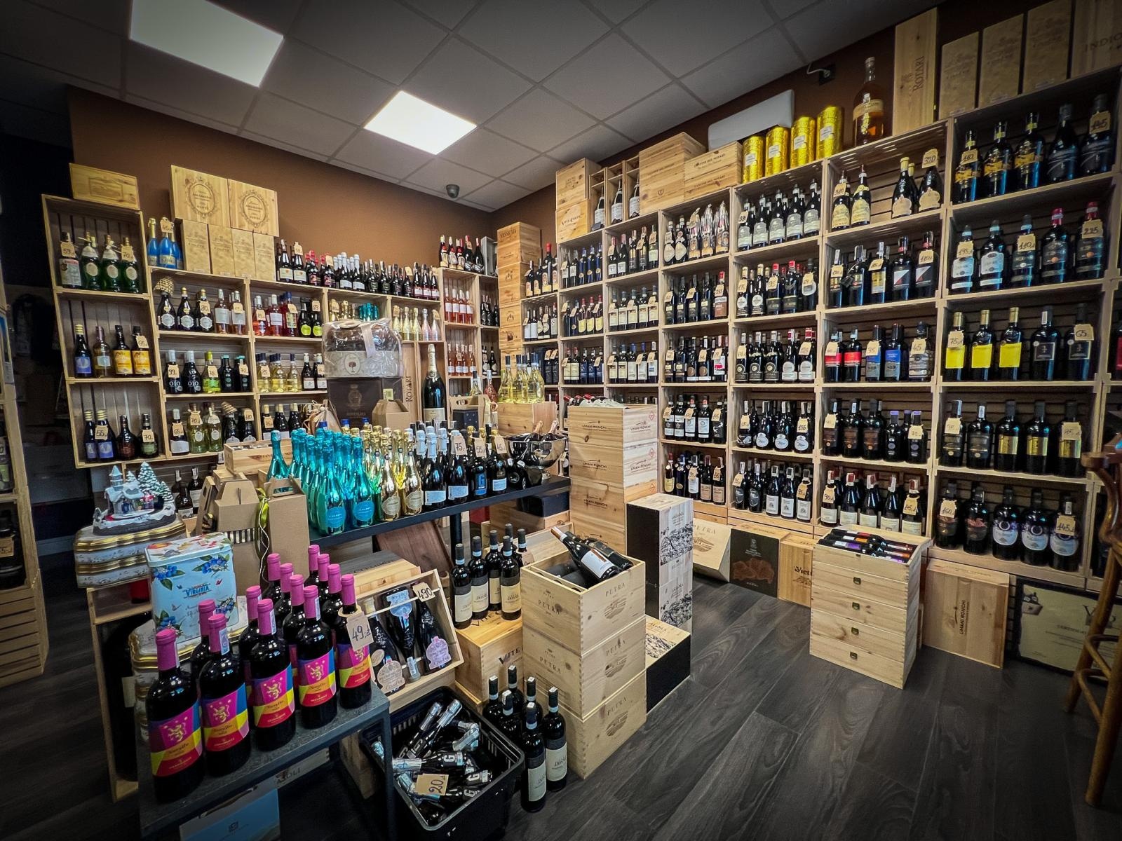 Zdjęcie w galerii na portalu naszraciborz.pl: Oliwa i Wino. Włoskie delikatesy w Raciborzu polecają się na Boże Narodzenie [NOWOŚCI] wiadomości z regionu