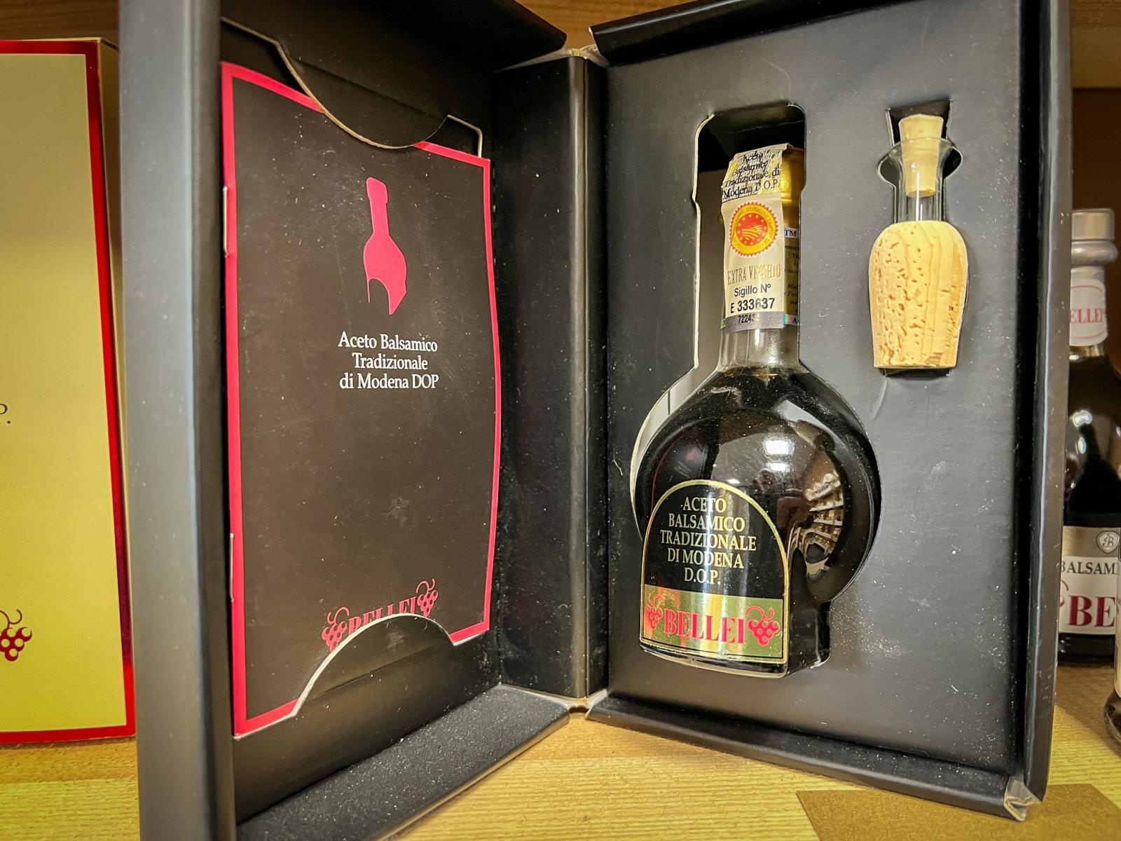 Zdjęcie w galerii na portalu naszraciborz.pl: Oliwa i Wino. Włoskie delikatesy w Raciborzu polecają się na Boże Narodzenie [NOWOŚCI] wiadomości z regionu