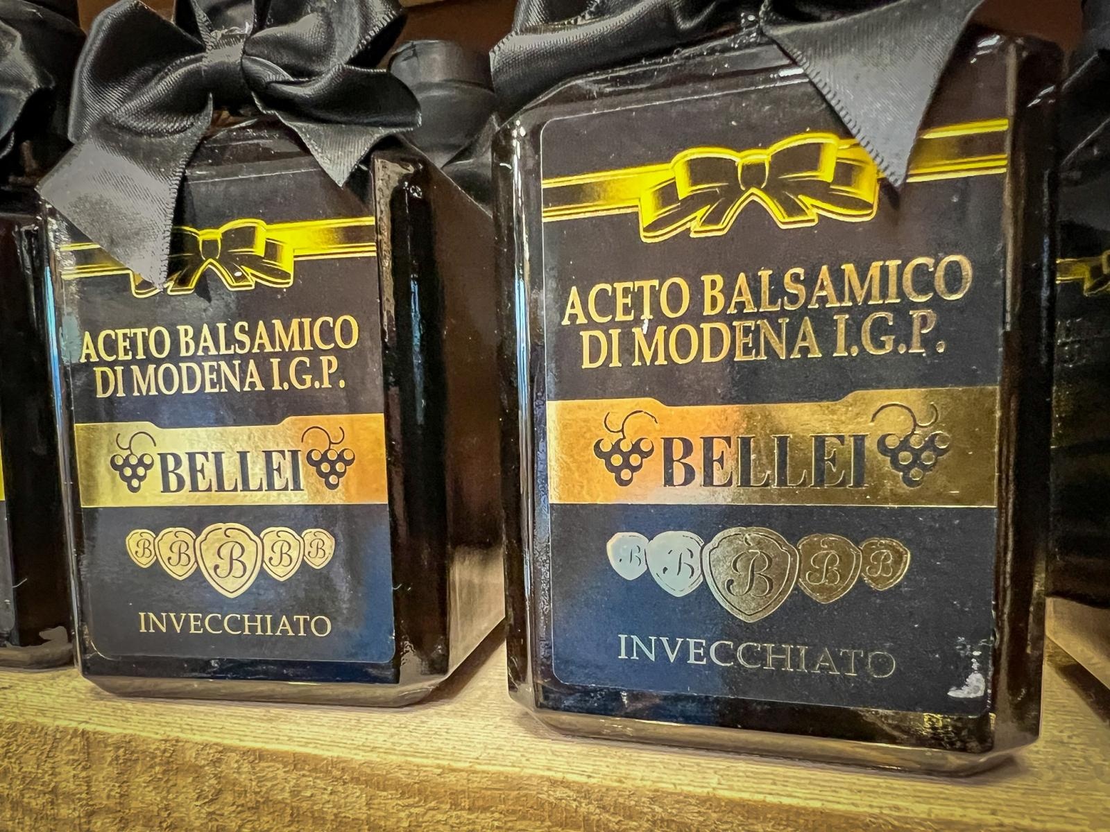 Zdjęcie w galerii na portalu naszraciborz.pl: Oliwa i Wino. Włoskie delikatesy w Raciborzu polecają się na Boże Narodzenie [NOWOŚCI] wiadomości z regionu