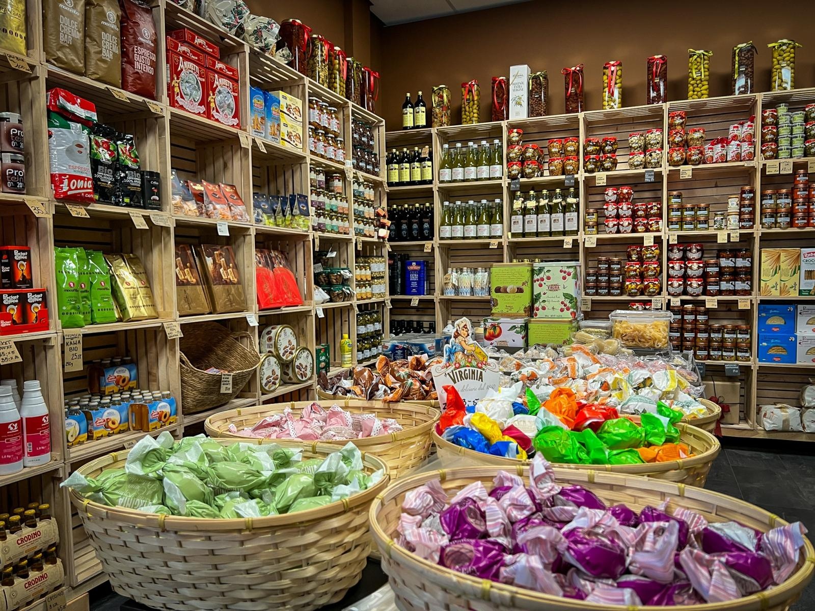 Zdjęcie w galerii na portalu naszraciborz.pl: Oliwa i Wino. Włoskie delikatesy w Raciborzu polecają się na Boże Narodzenie [NOWOŚCI] wiadomości z regionu