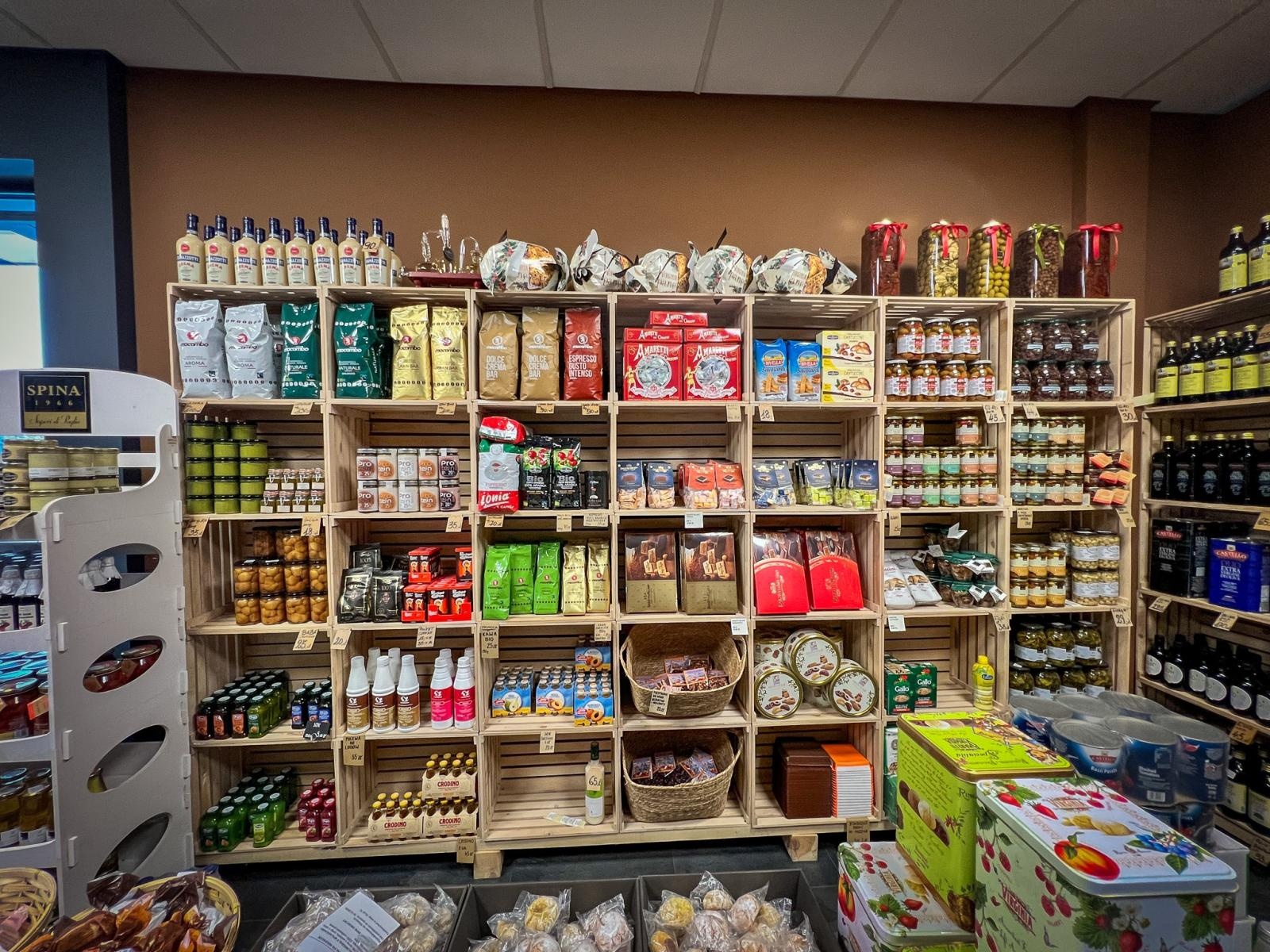 Zdjęcie w galerii na portalu naszraciborz.pl: Oliwa i Wino. Włoskie delikatesy w Raciborzu polecają się na Boże Narodzenie [NOWOŚCI] wiadomości z regionu