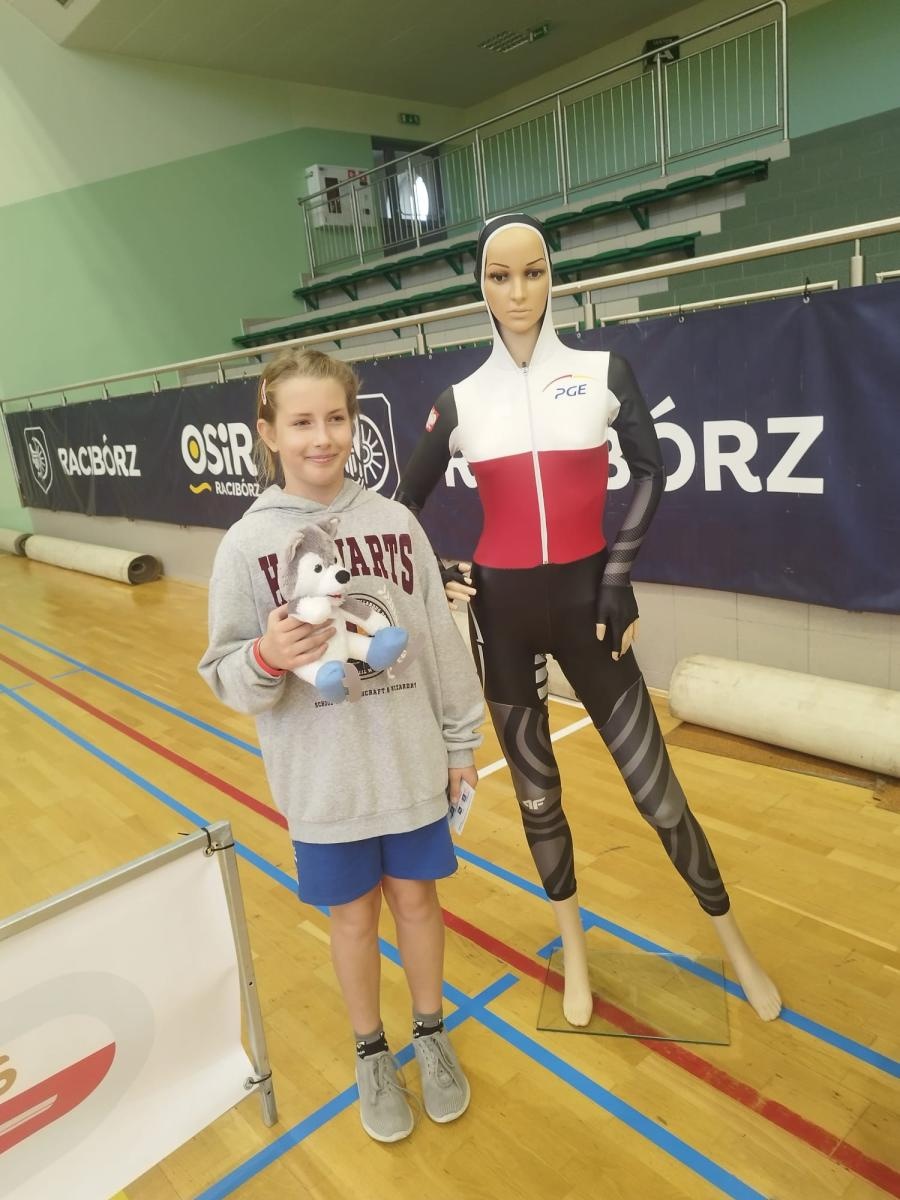 Zdjęcie w galerii na portalu naszraciborz.pl: Skoczek narciarski Jakub Kot gościem zimowej akademii w Raciborzu wiadomości z regionu
