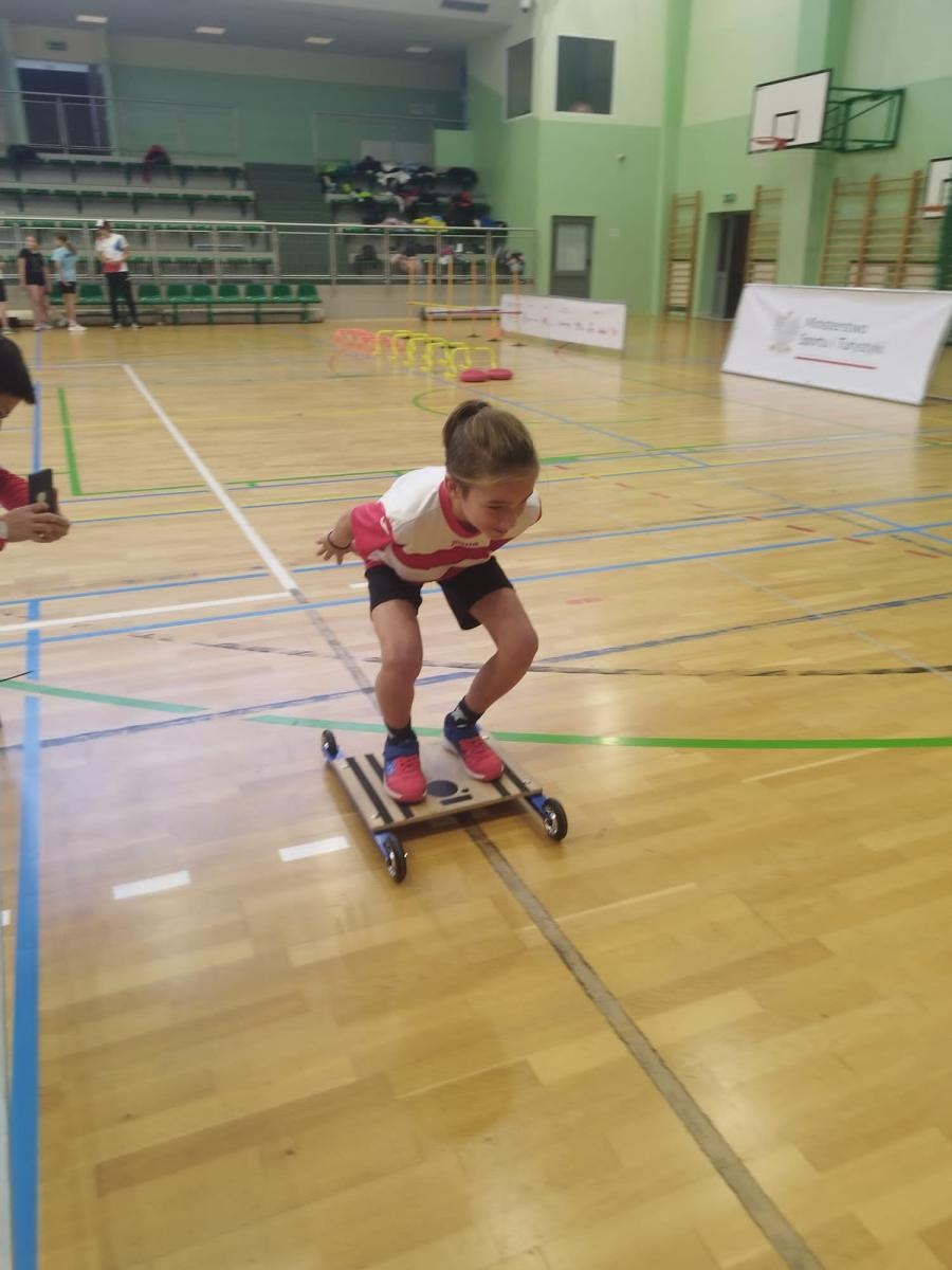 Zdjęcie w galerii na portalu naszraciborz.pl: Skoczek narciarski Jakub Kot gościem zimowej akademii w Raciborzu wiadomości z regionu