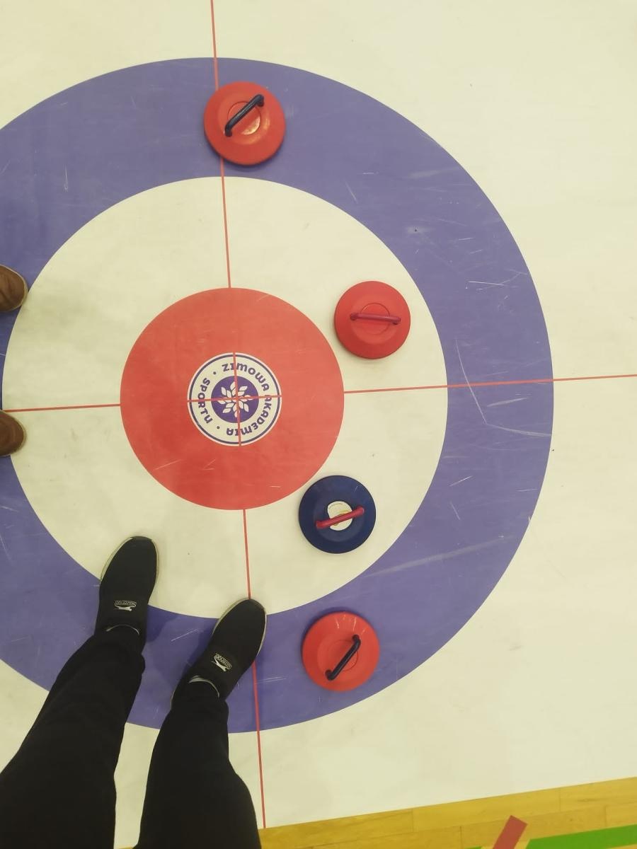 Zdjęcie w galerii na portalu naszraciborz.pl: Skoczek narciarski Jakub Kot gościem zimowej akademii w Raciborzu wiadomości z regionu