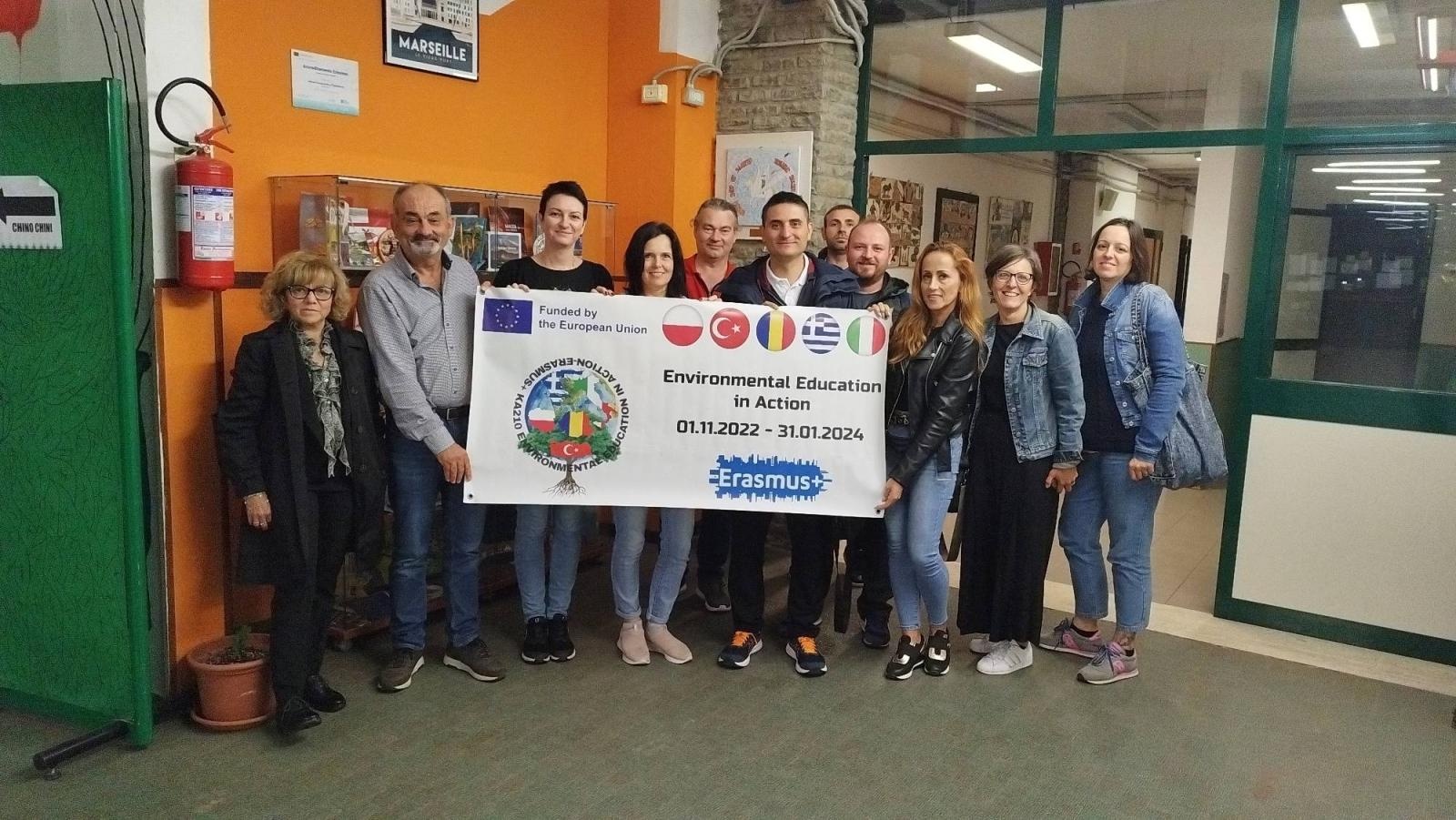 Zdjęcie w galerii na portalu naszraciborz.pl: Nauczyciele z Markowic odwiedzili partnerską szkołę we Włoszech wiadomości z regionu