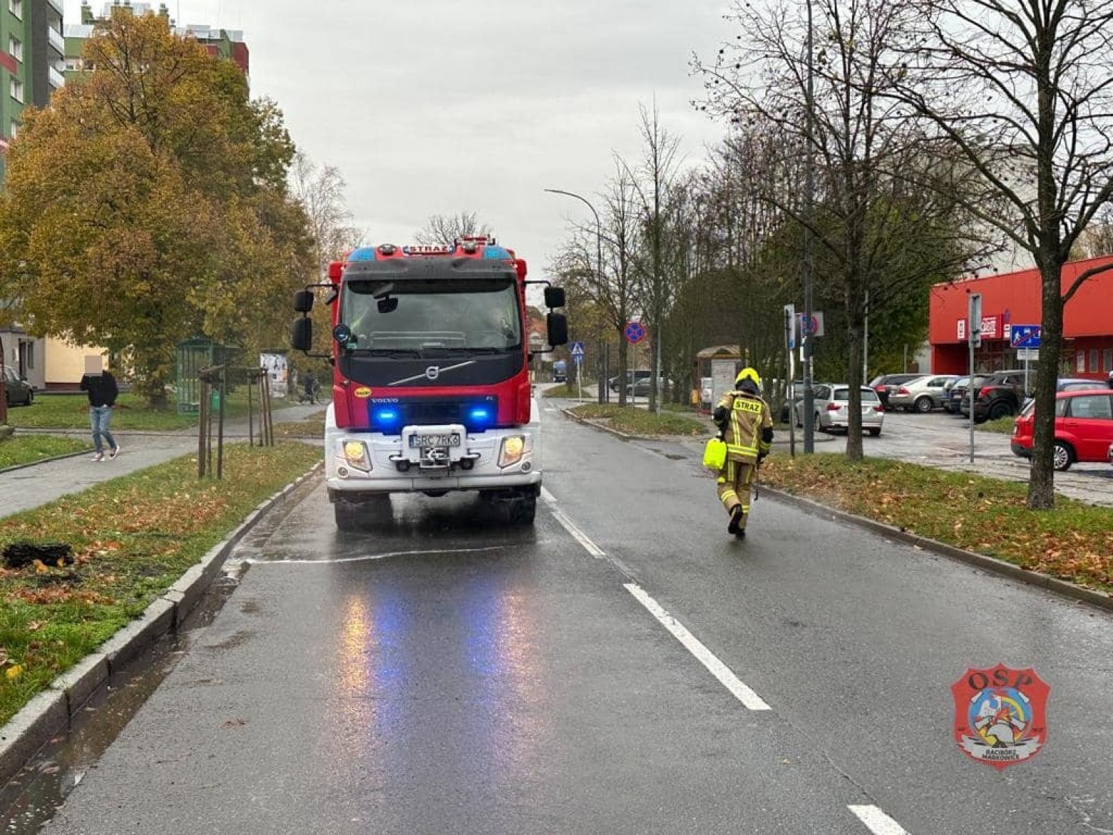 Zdjęcie w galerii na portalu naszraciborz.pl: Raport 998. Gigantyczna plama na ulicach Raciborza wiadomości z regionu
