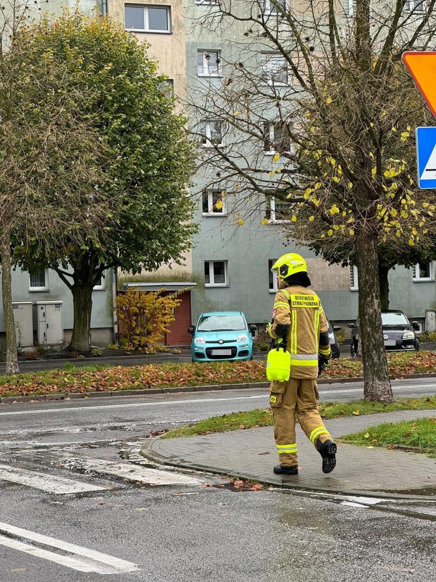 Zdjęcie w galerii na portalu naszraciborz.pl: Raport 998. Gigantyczna plama na ulicach Raciborza wiadomości z regionu