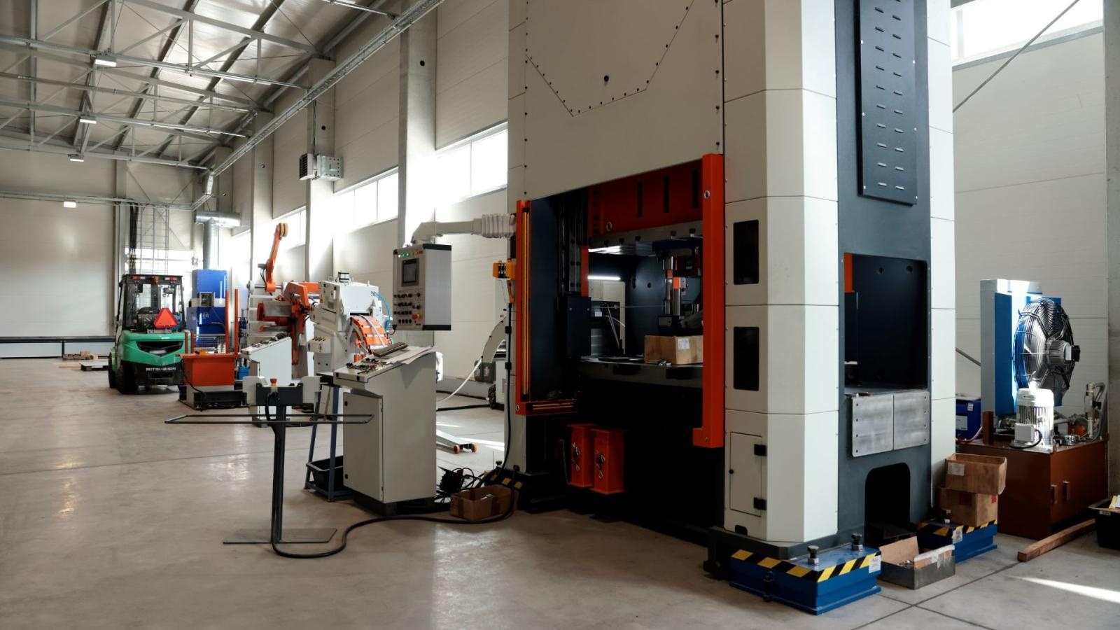 Zdjęcie w galerii na portalu naszraciborz.pl: Raciborski Sunex w styczniu z pierwszymi produktami z nowej automatycznej linii wiadomości z regionu