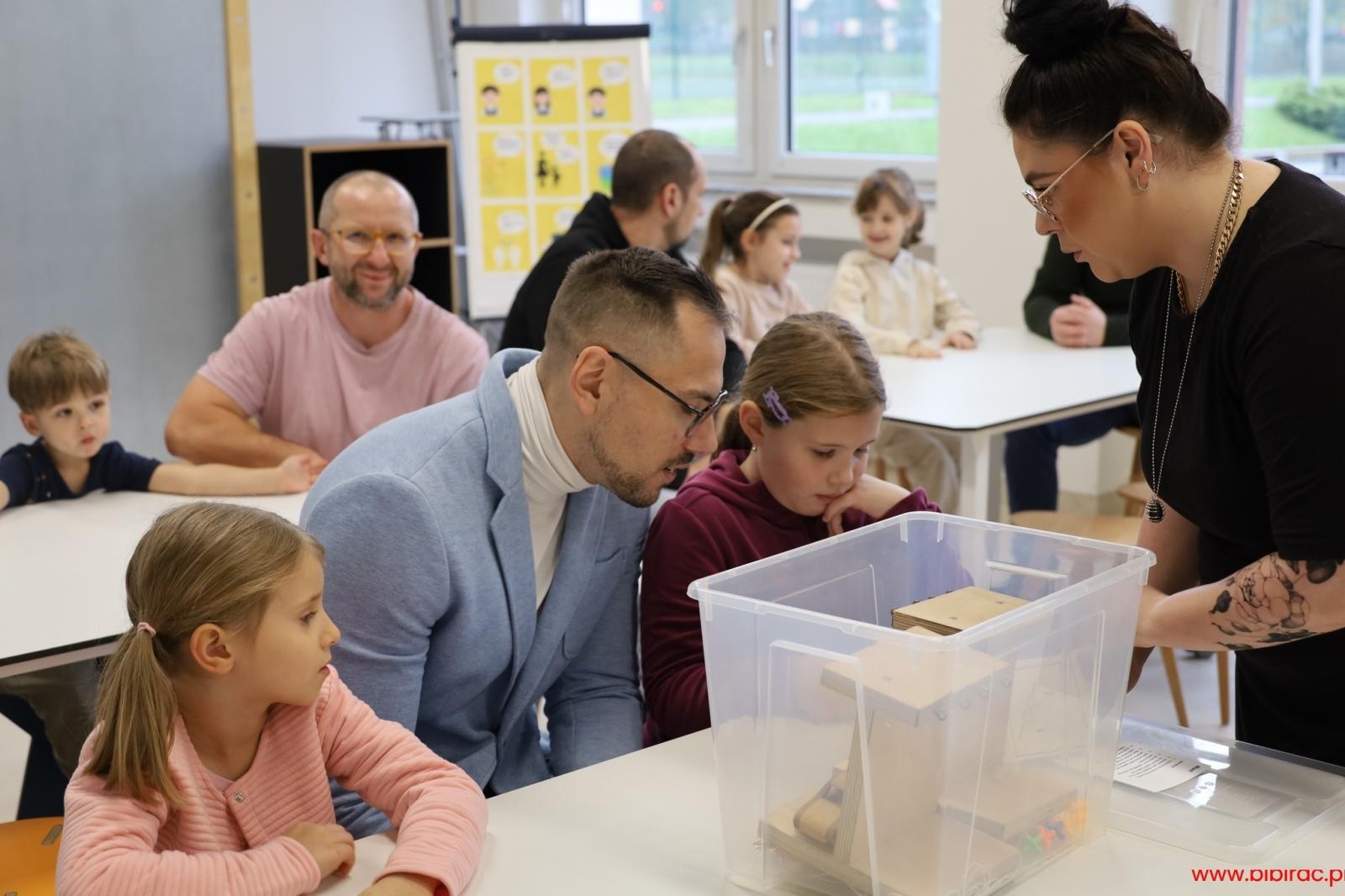 Zdjęcie w galerii na portalu naszraciborz.pl: Klub Ojca z wizytą w SOWIE wiadomości z regionu