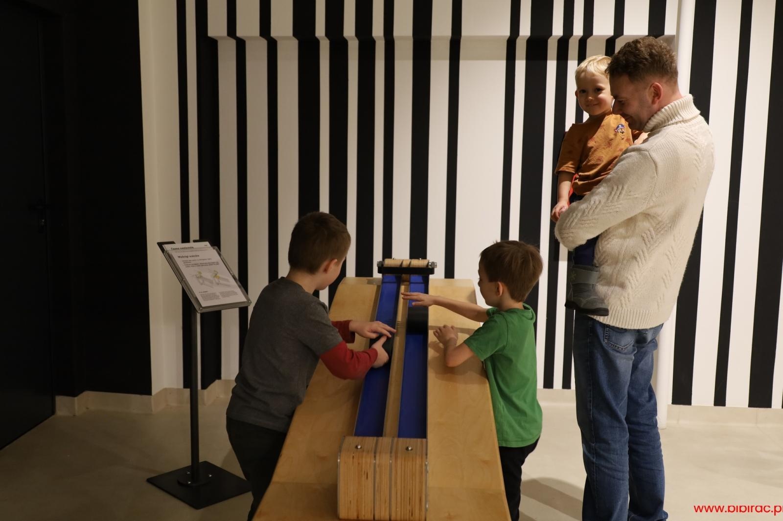 Zdjęcie w galerii na portalu naszraciborz.pl: Klub Ojca z wizytą w SOWIE wiadomości z regionu