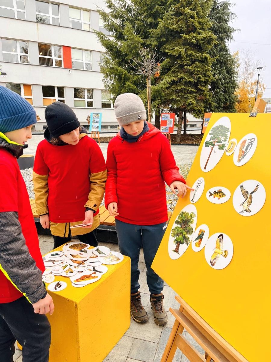 Zdjęcie w galerii na portalu naszraciborz.pl: Zielony Zakątek przy SP 1 oficjalnie otwarty wiadomości z regionu
