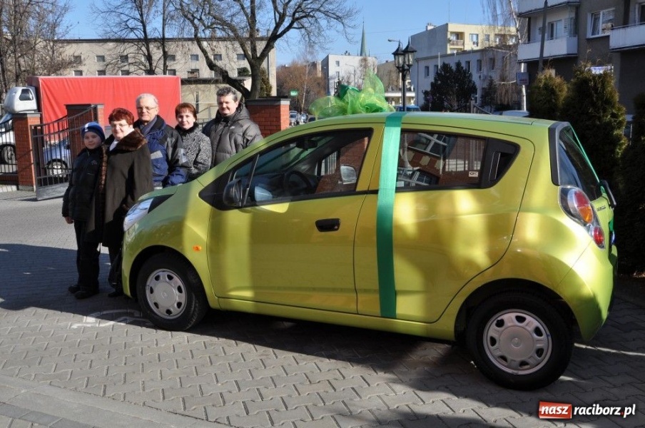 Zdjęcie w galerii na portalu naszraciborz.pl: Szczęśliwa 13-tka z Bankiem Spółdzielczym wiadomości z regionu