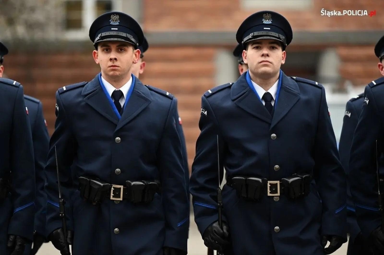 Zdjęcie w galerii na portalu naszraciborz.pl: Uroczyste ślubowanie nowych policjantów wiadomości z regionu