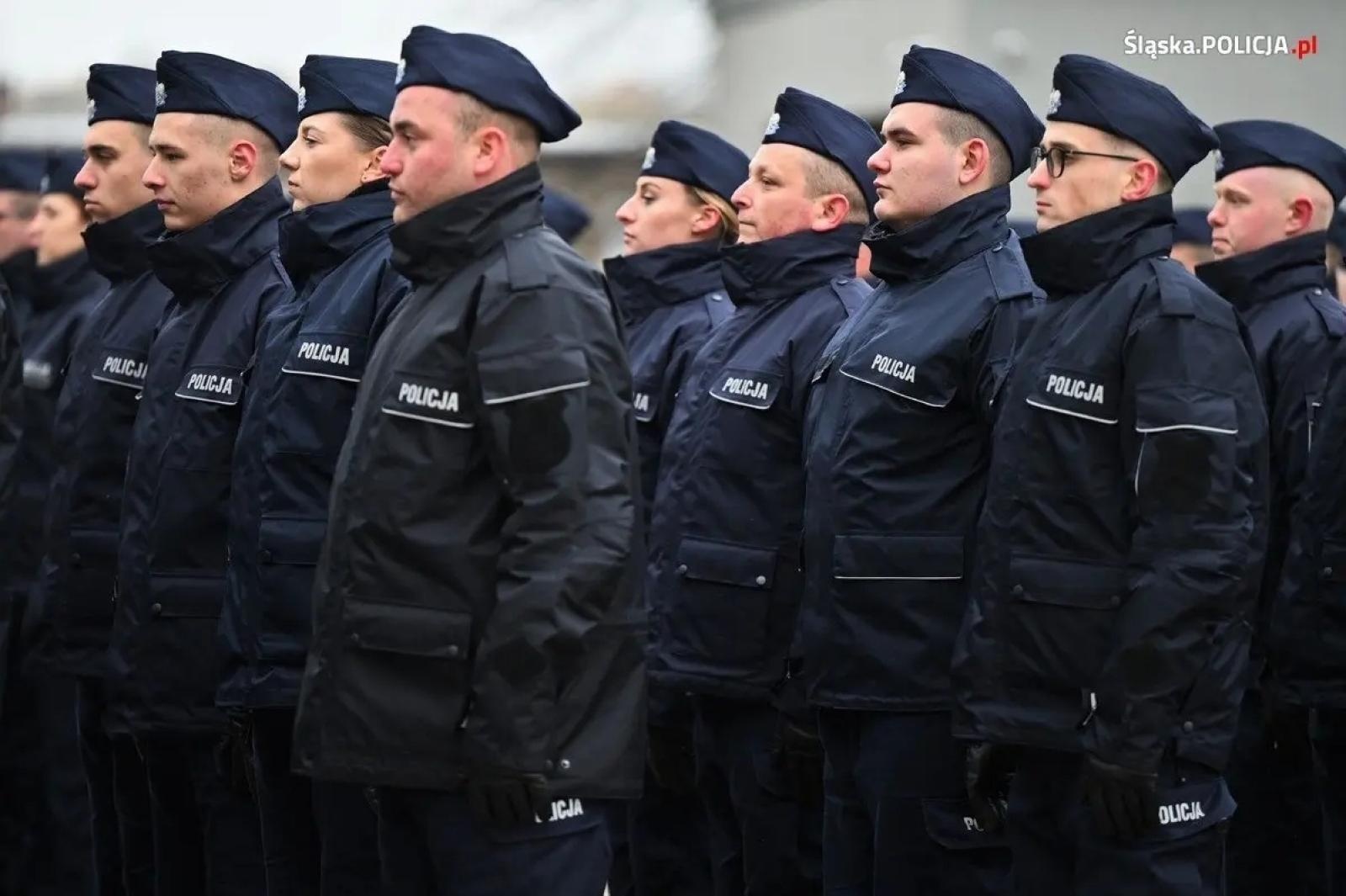 Zdjęcie w galerii na portalu naszraciborz.pl: Uroczyste ślubowanie nowych policjantów wiadomości z regionu