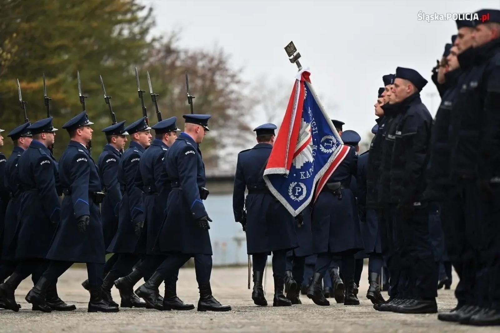 Zdjęcie w galerii na portalu naszraciborz.pl: Uroczyste ślubowanie nowych policjantów wiadomości z regionu
