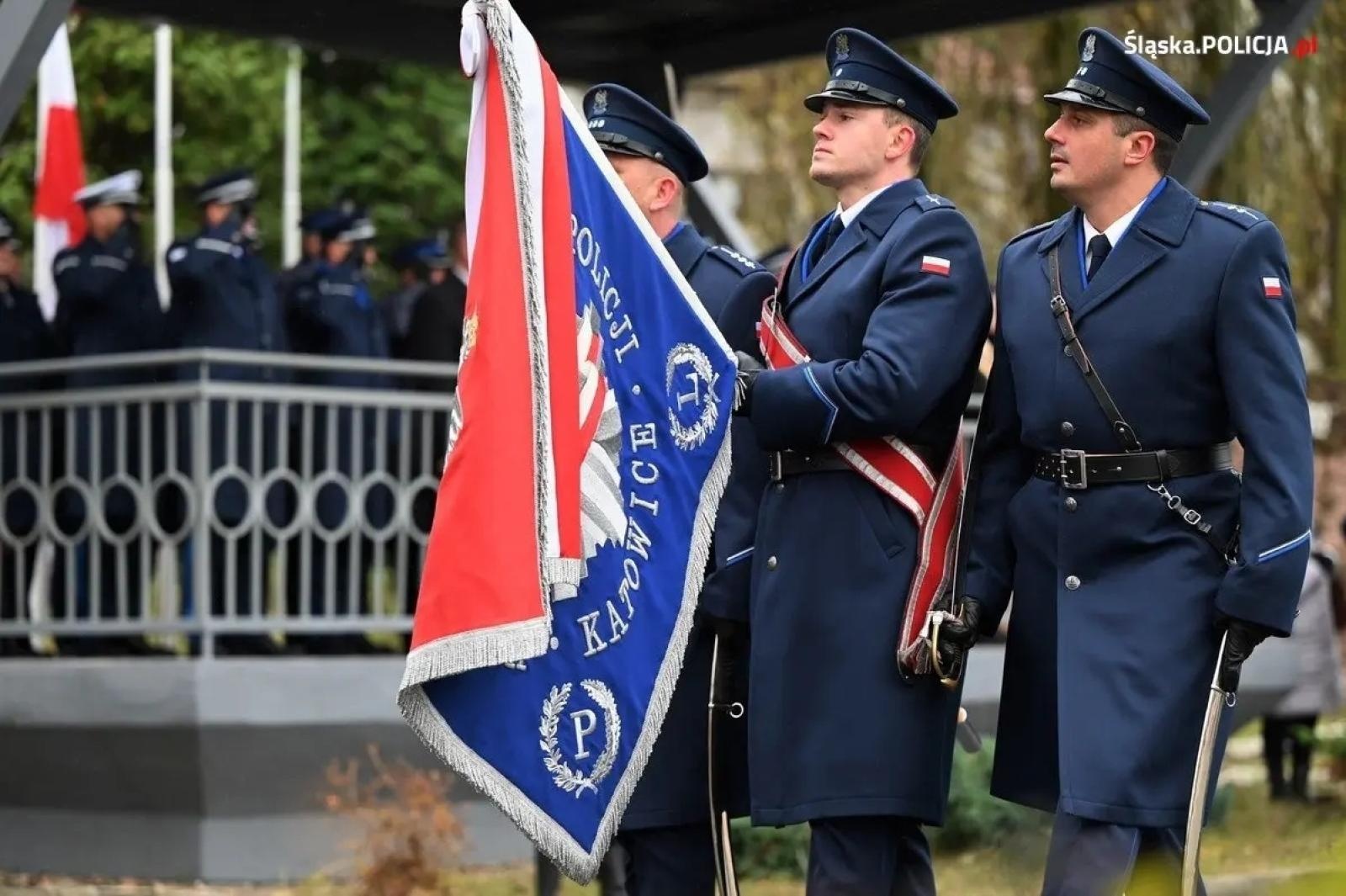 Zdjęcie w galerii na portalu naszraciborz.pl: Uroczyste ślubowanie nowych policjantów wiadomości z regionu
