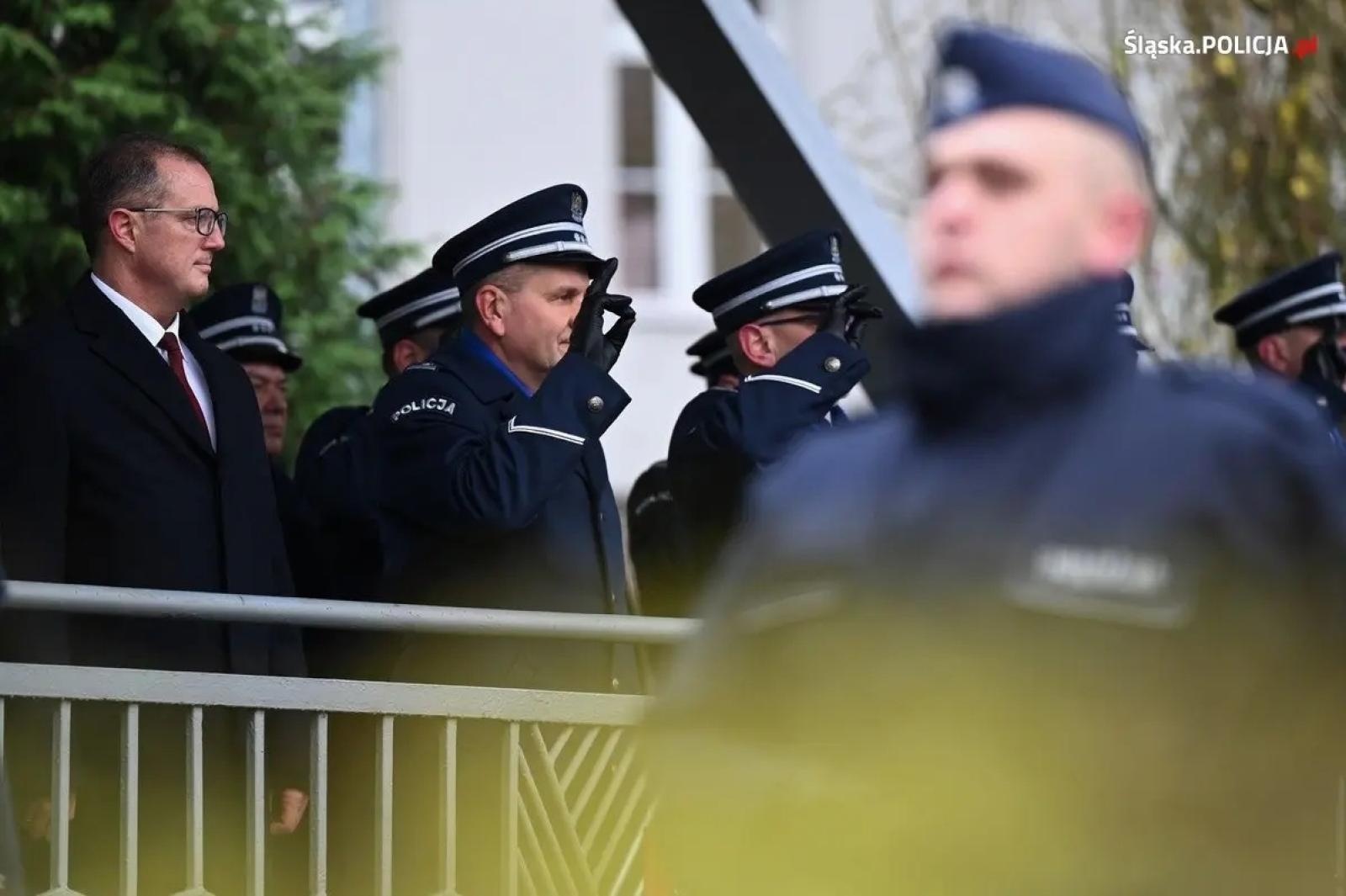 Zdjęcie w galerii na portalu naszraciborz.pl: Uroczyste ślubowanie nowych policjantów wiadomości z regionu
