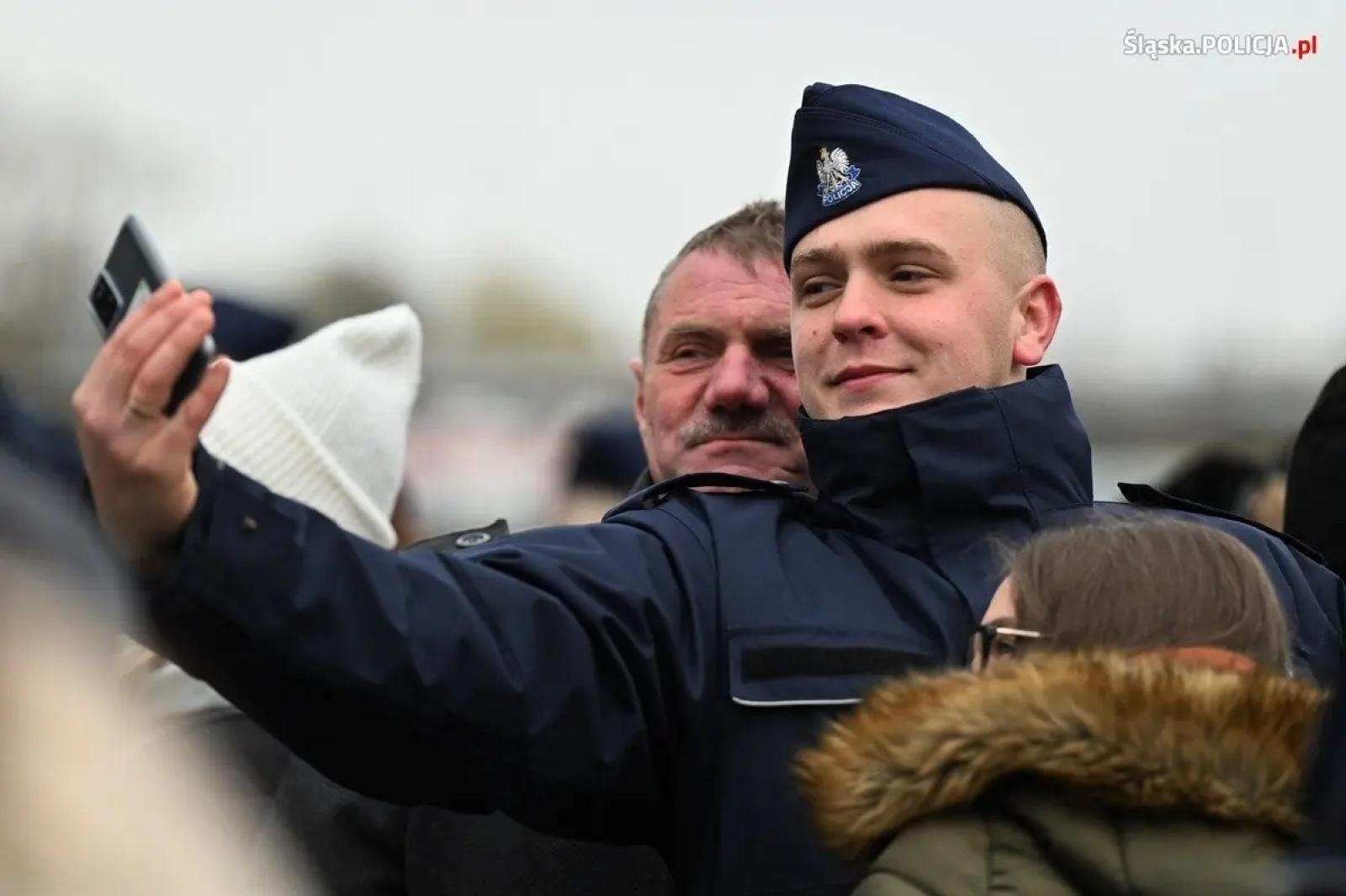 Zdjęcie w galerii na portalu naszraciborz.pl: Uroczyste ślubowanie nowych policjantów wiadomości z regionu