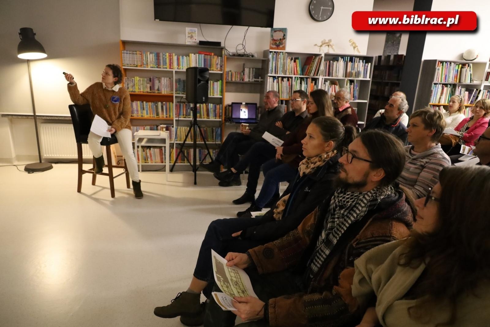 Zdjęcie w galerii na portalu naszraciborz.pl: Pałac bez tajemnic. O Sławikowie w bibliotece wiadomości z regionu