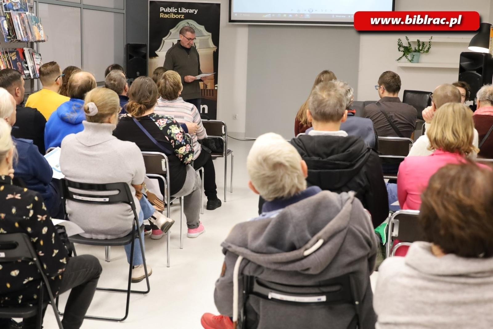 Zdjęcie w galerii na portalu naszraciborz.pl: Pałac bez tajemnic. O Sławikowie w bibliotece wiadomości z regionu