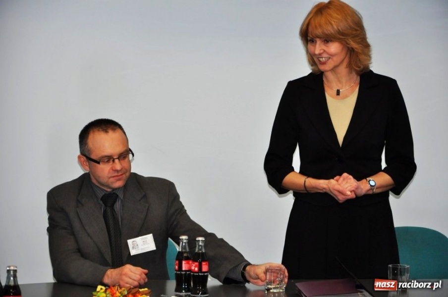 Zdjęcie w galerii na portalu naszraciborz.pl: Miejska premia za dobrą średnią wiadomości z regionu