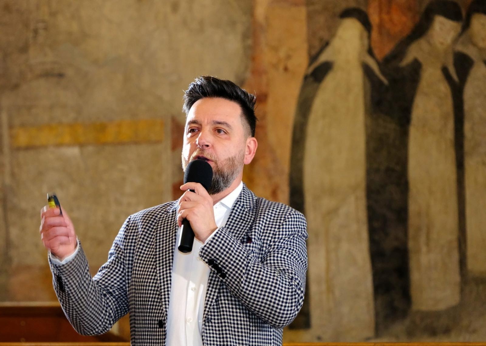 Zdjęcie w galerii na portalu naszraciborz.pl: Muzyczny wieczór w Muzem. Bohaterem Claus Ogerman wiadomości z regionu