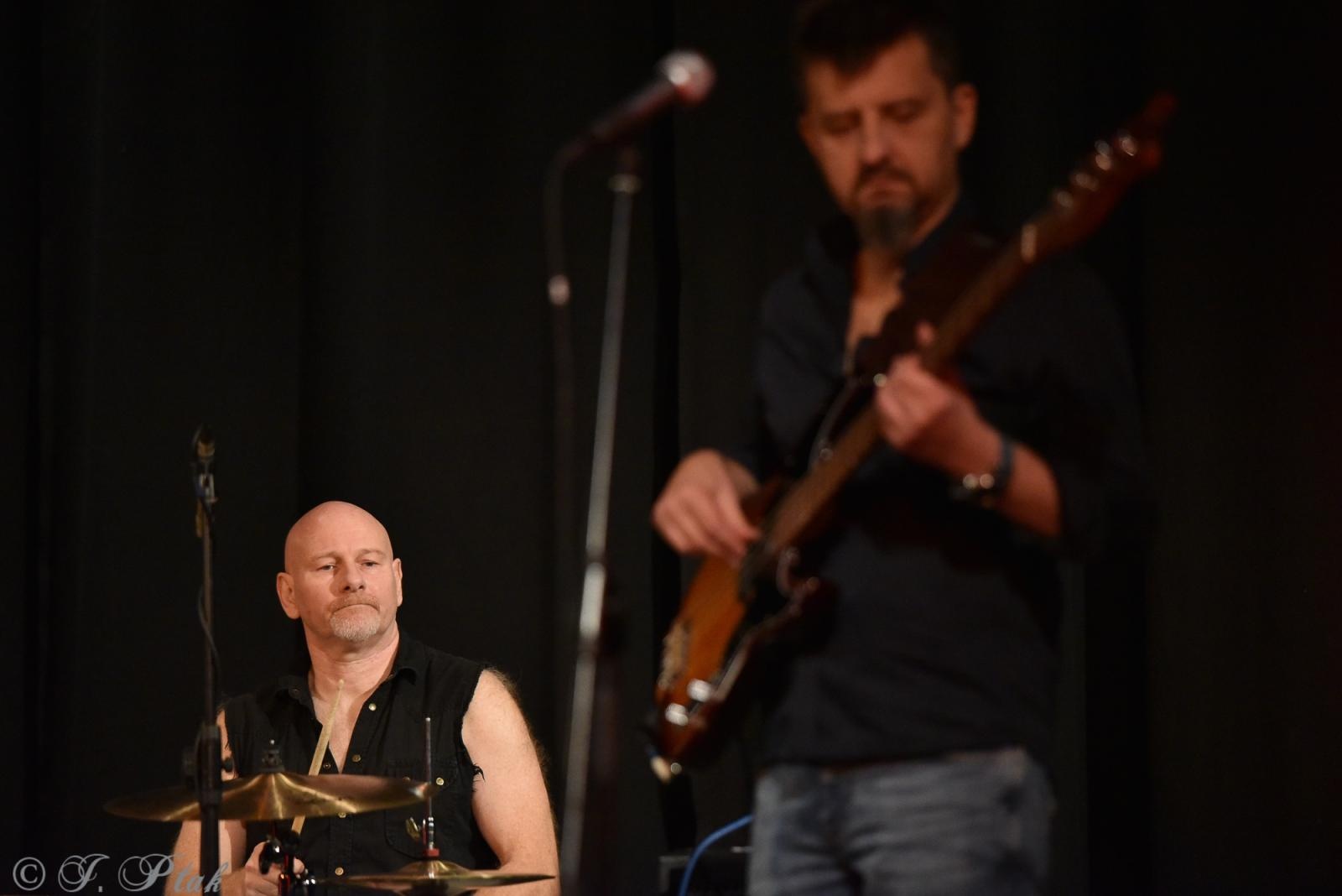 Zdjęcie w galerii na portalu naszraciborz.pl: Święto raciborskich fanów bluesa. Wolf Mail w Strzesze wiadomości z regionu