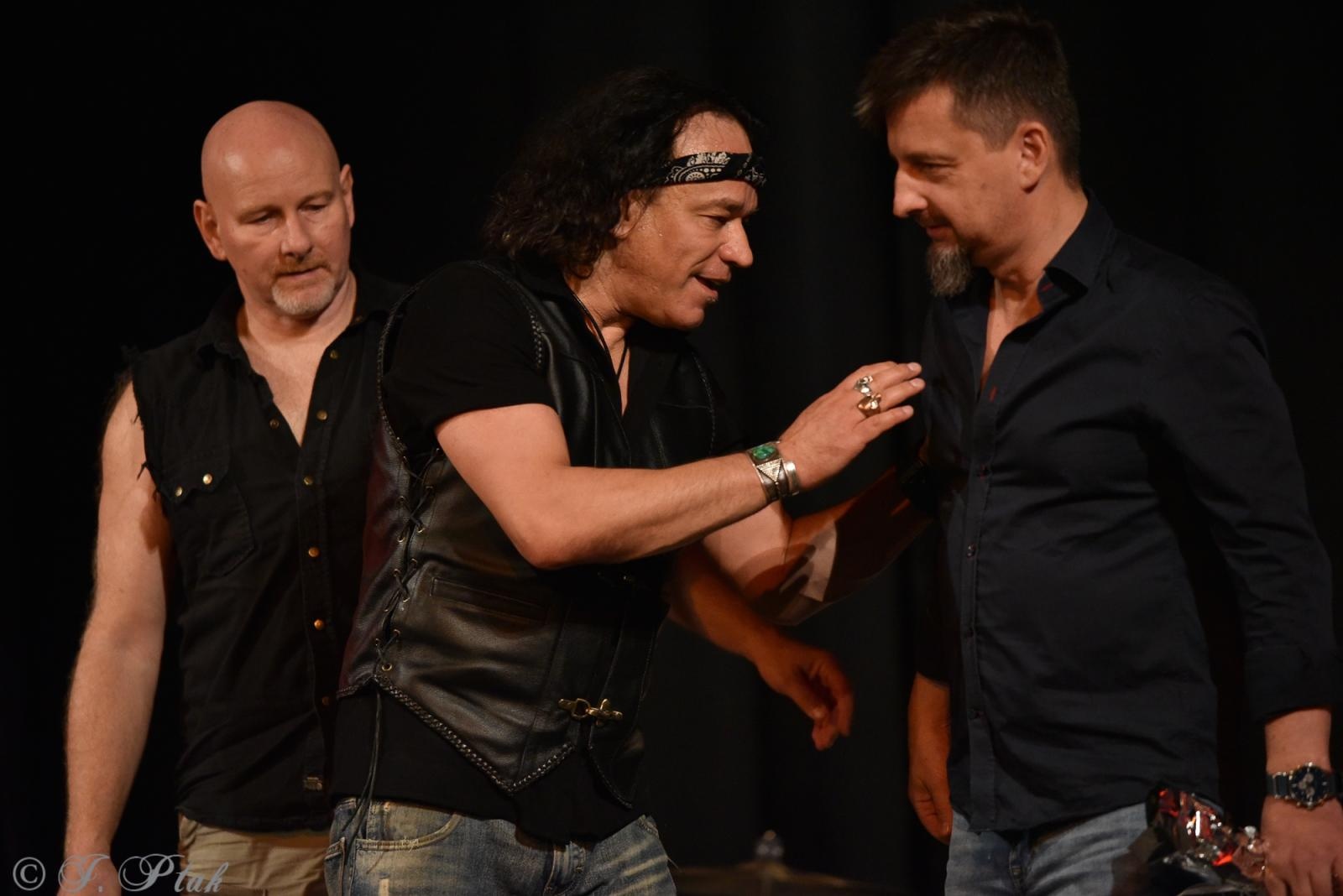 Zdjęcie w galerii na portalu naszraciborz.pl: Święto raciborskich fanów bluesa. Wolf Mail w Strzesze wiadomości z regionu