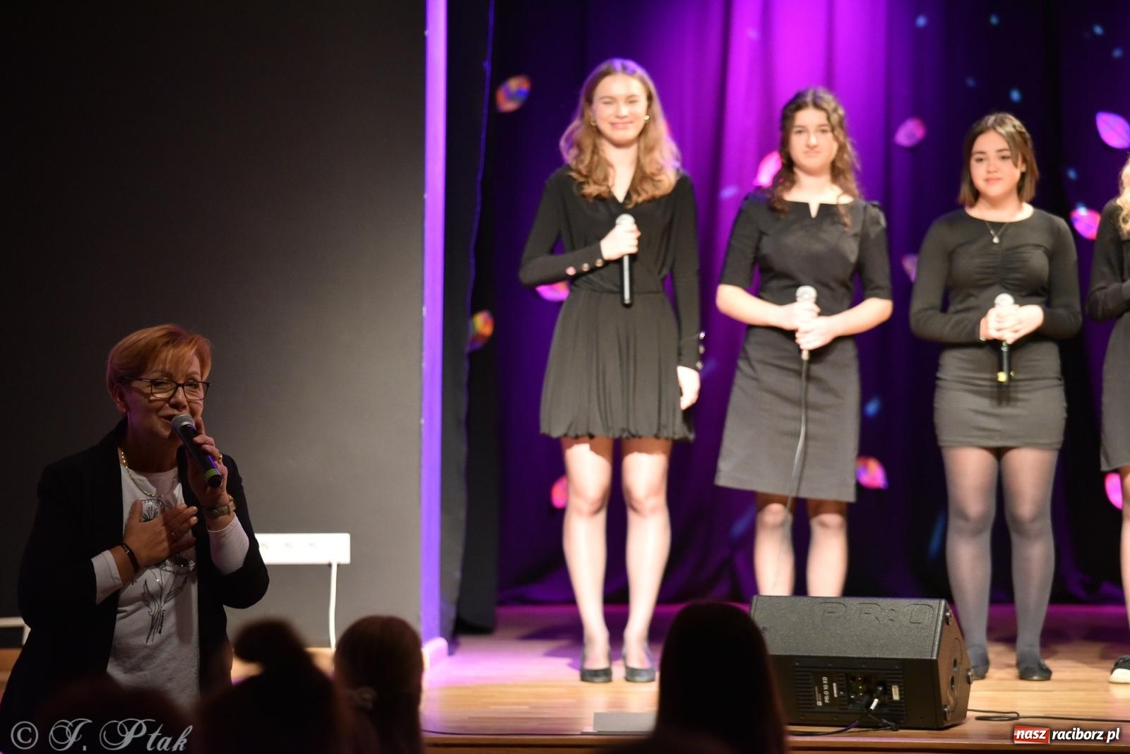 Zdjęcie w galerii na portalu naszraciborz.pl: Jesienne granie w MDK wiadomości z regionu