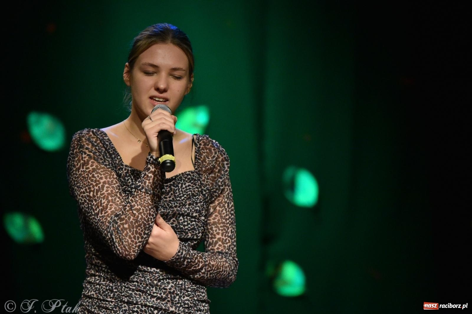 Zdjęcie w galerii na portalu naszraciborz.pl: Jesienne granie w MDK wiadomości z regionu