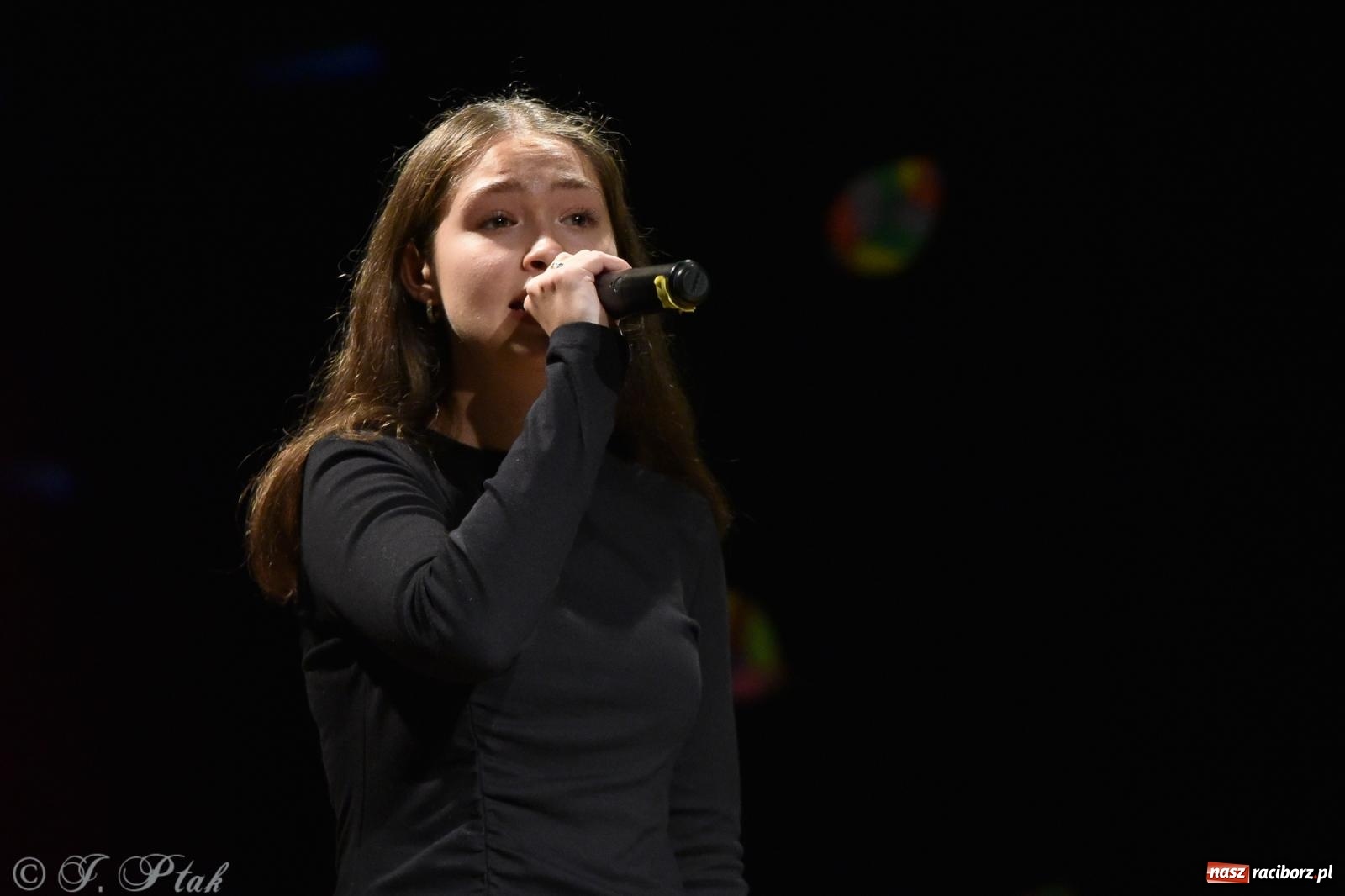 Zdjęcie w galerii na portalu naszraciborz.pl: Jesienne granie w MDK wiadomości z regionu