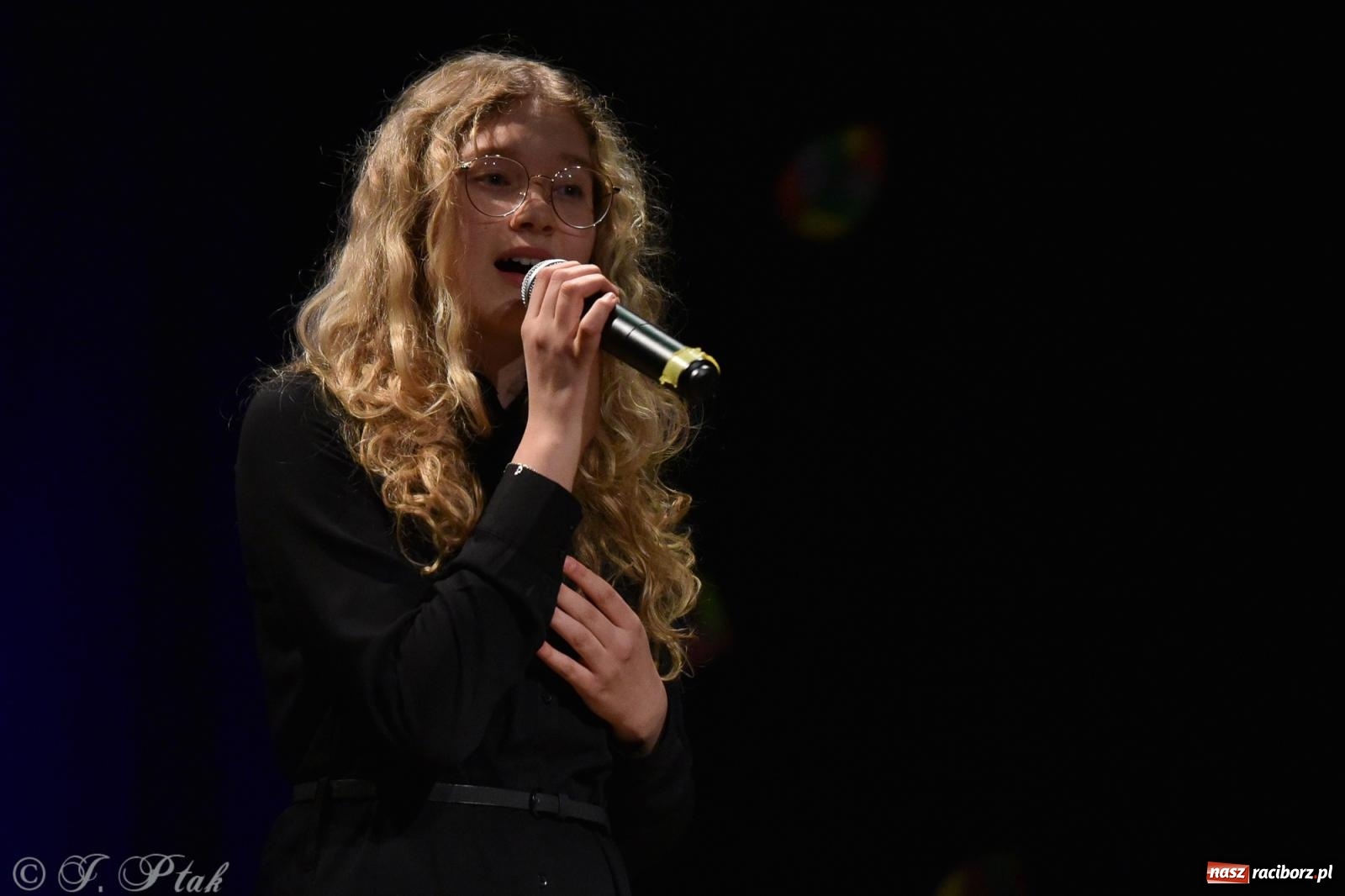 Zdjęcie w galerii na portalu naszraciborz.pl: Jesienne granie w MDK wiadomości z regionu