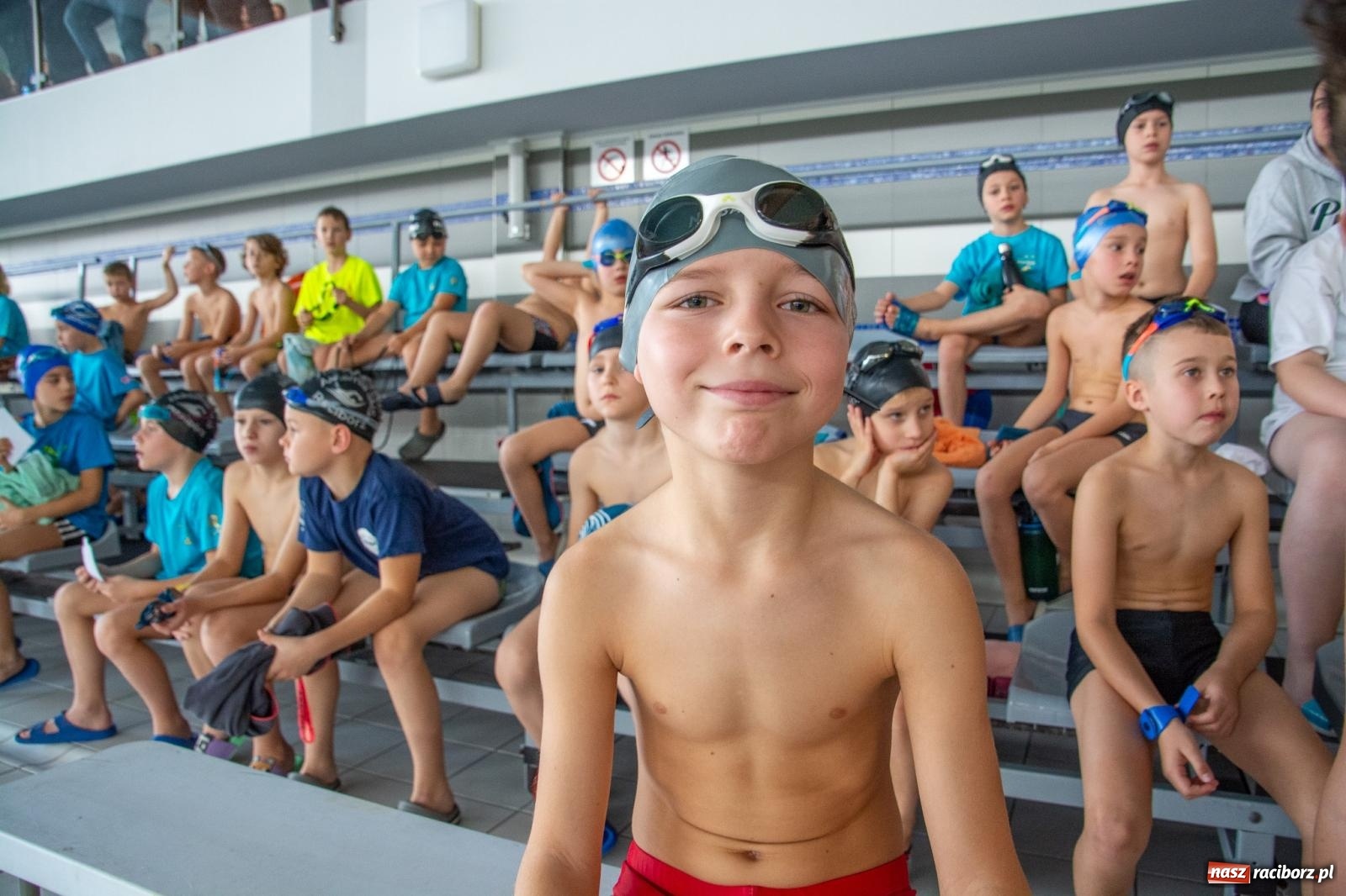Zdjęcie w galerii na portalu naszraciborz.pl: Pływackie nadzieje z Raciborza rywalizowały w H2Ostróg wiadomości z regionu