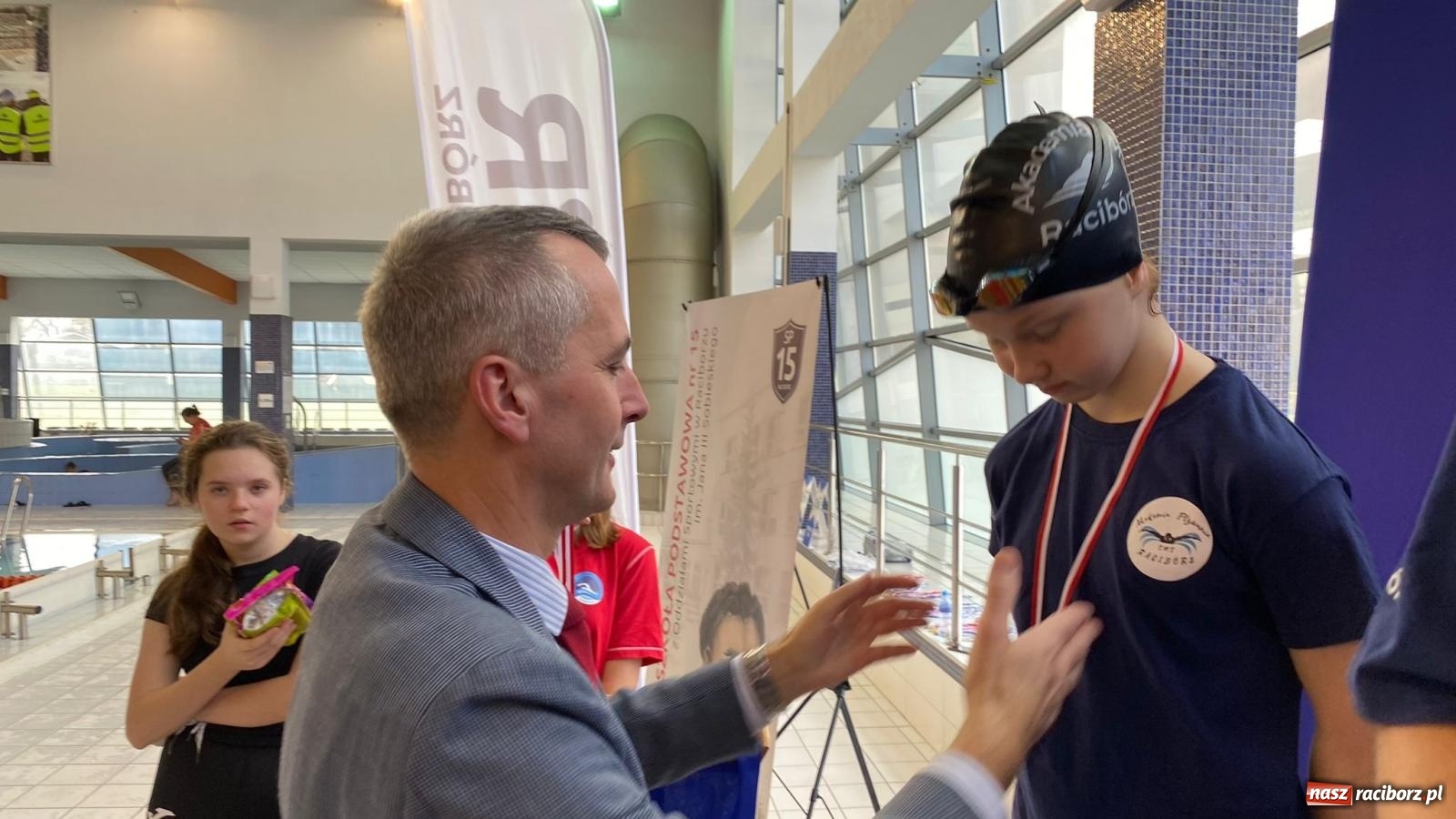 Zdjęcie w galerii na portalu naszraciborz.pl: Pływackie nadzieje z Raciborza rywalizowały w H2Ostróg wiadomości z regionu