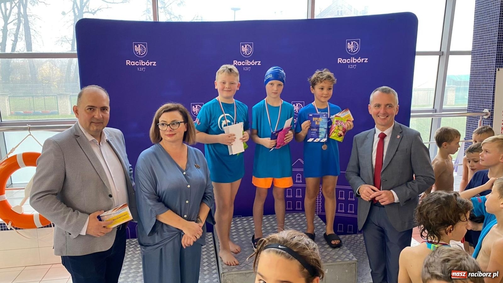 Zdjęcie w galerii na portalu naszraciborz.pl: Pływackie nadzieje z Raciborza rywalizowały w H2Ostróg wiadomości z regionu