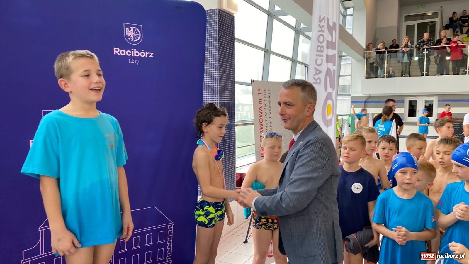 Zdjęcie w galerii na portalu naszraciborz.pl: Pływackie nadzieje z Raciborza rywalizowały w H2Ostróg wiadomości z regionu