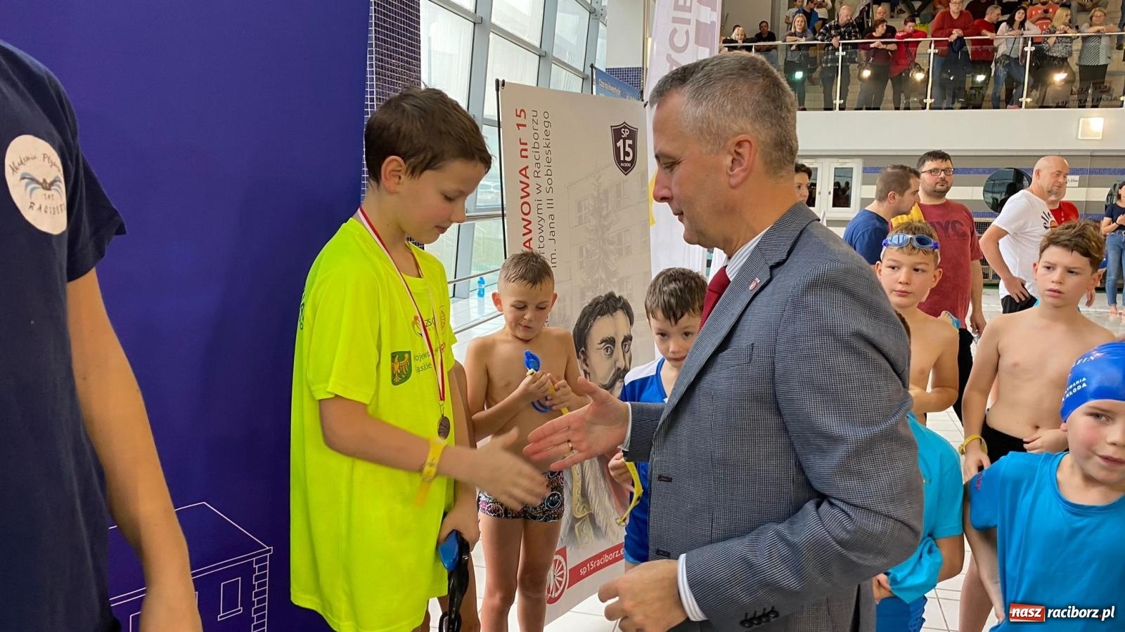 Zdjęcie w galerii na portalu naszraciborz.pl: Pływackie nadzieje z Raciborza rywalizowały w H2Ostróg wiadomości z regionu