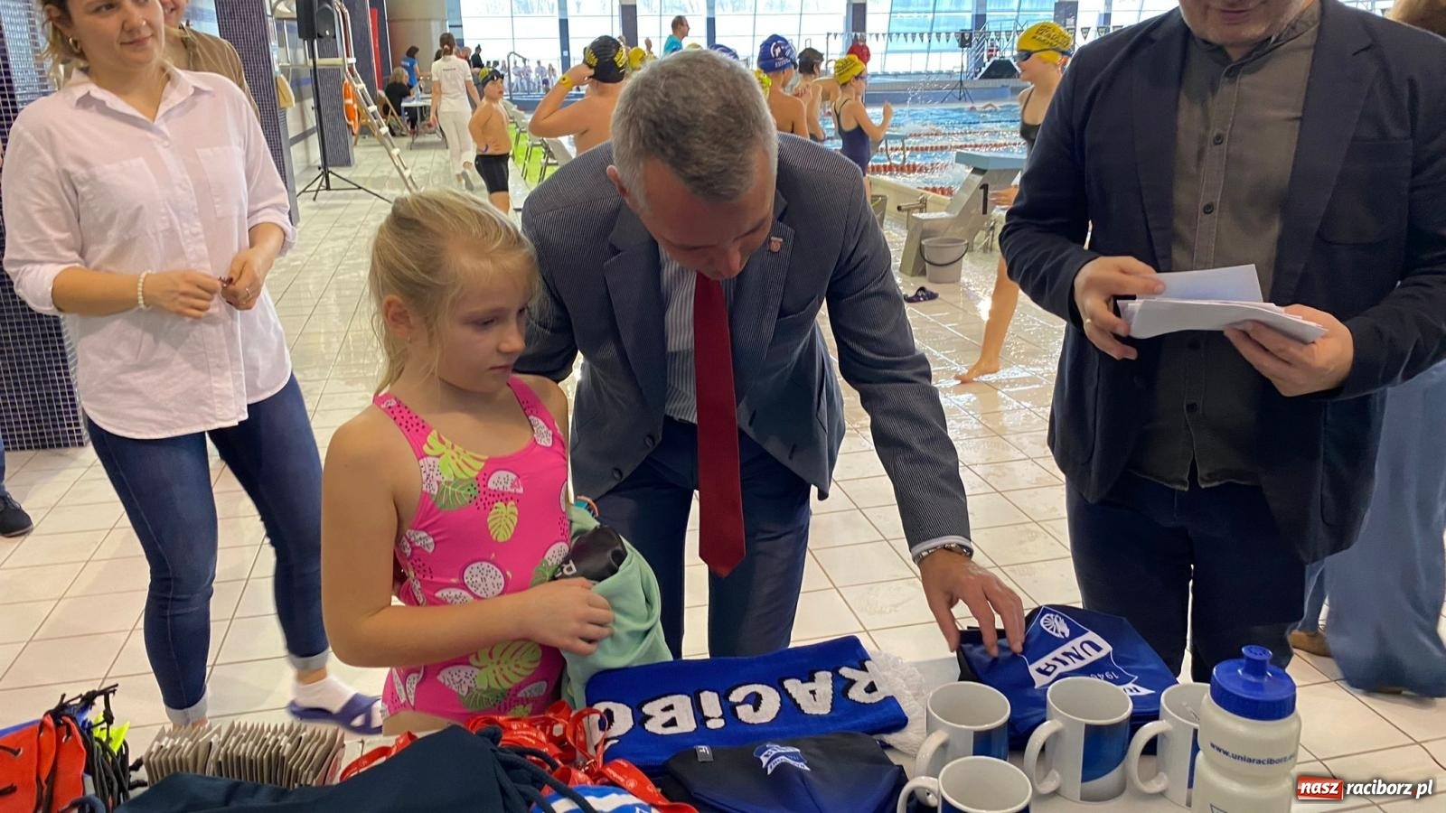 Zdjęcie w galerii na portalu naszraciborz.pl: Pływackie nadzieje z Raciborza rywalizowały w H2Ostróg wiadomości z regionu