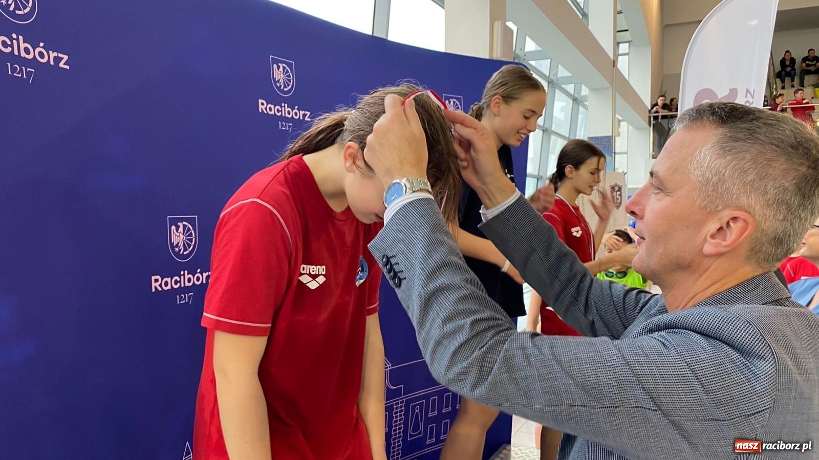 Zdjęcie w galerii na portalu naszraciborz.pl: Pływackie nadzieje z Raciborza rywalizowały w H2Ostróg wiadomości z regionu